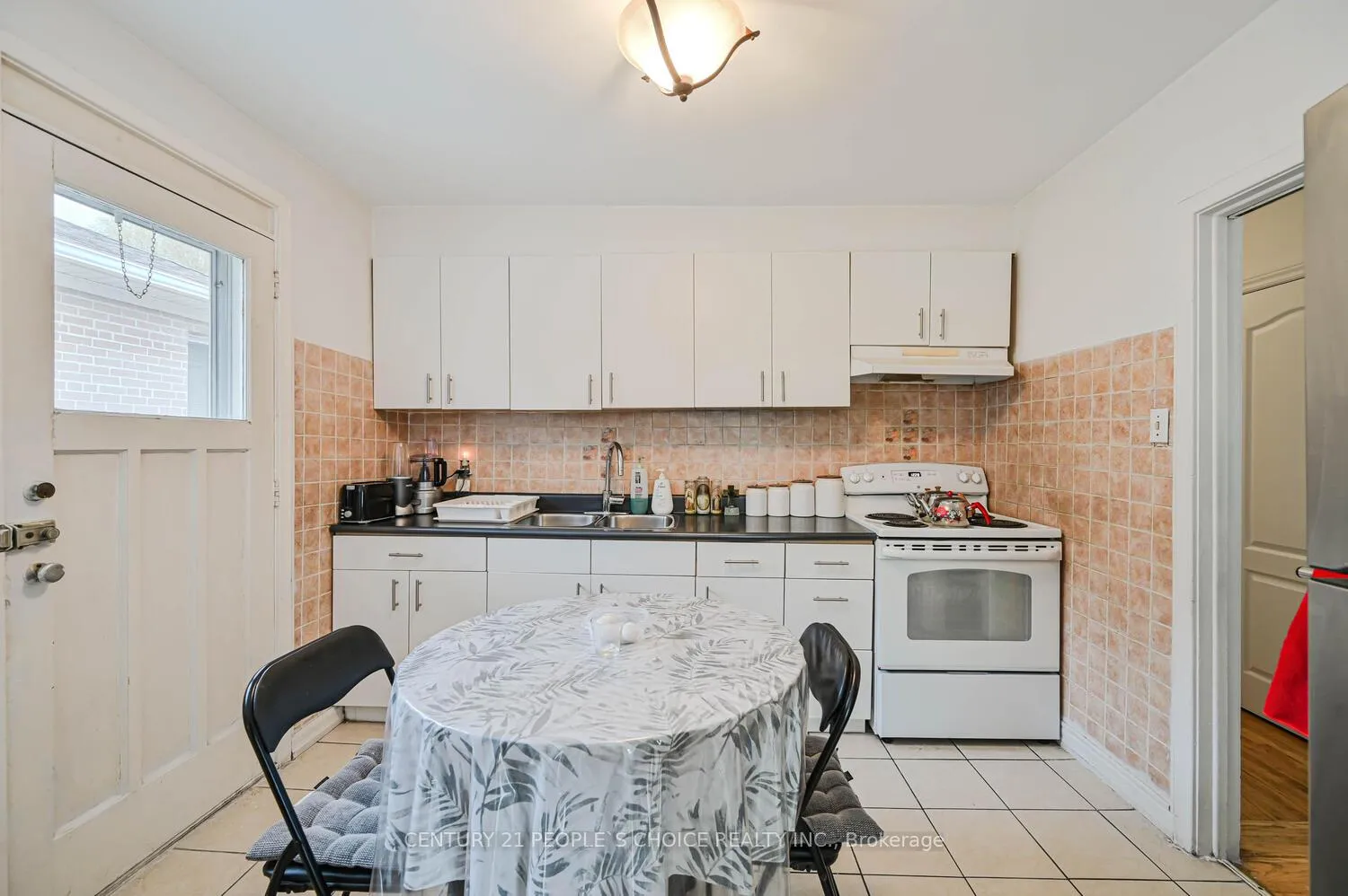 Photo 17 of 196 Taysham Crescent, Etobicoke, Thistletown-Beaumonde Heights — HOMEH