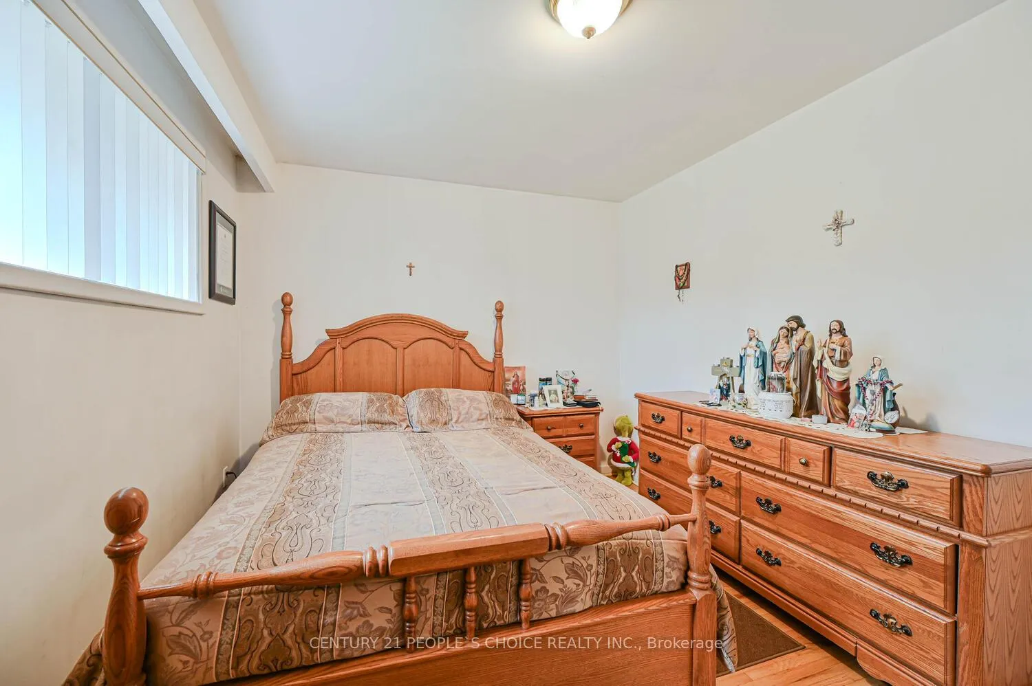 Photo 22 of 196 Taysham Crescent, Etobicoke, Thistletown-Beaumonde Heights — HOMEH