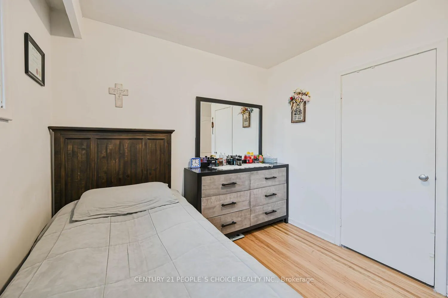 Photo 29 of 196 Taysham Crescent, Etobicoke, Thistletown-Beaumonde Heights — HOMEH