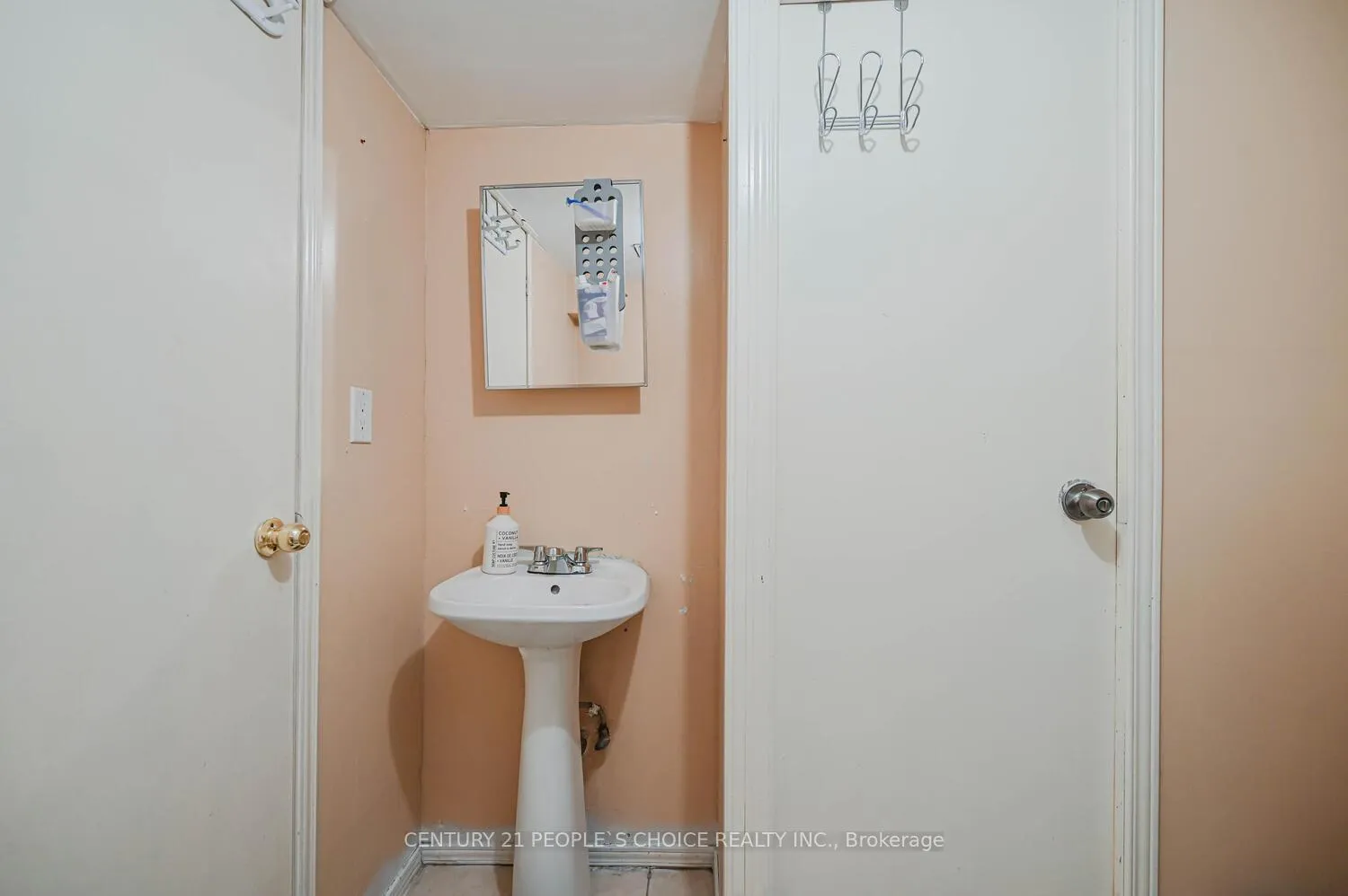 Photo 42 of 196 Taysham Crescent, Etobicoke, Thistletown-Beaumonde Heights — HOMEH