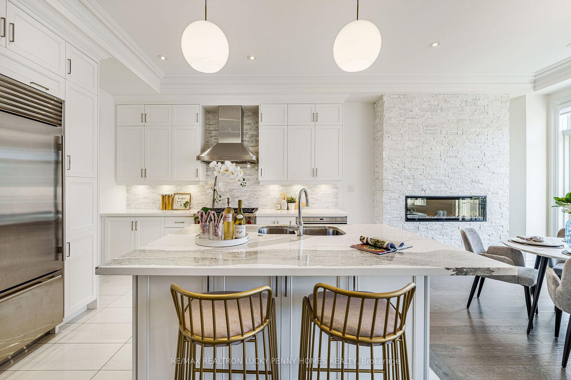 Photo 14 of 36 Creekvalley Lane, Markham, Angus Glen — HOMEH