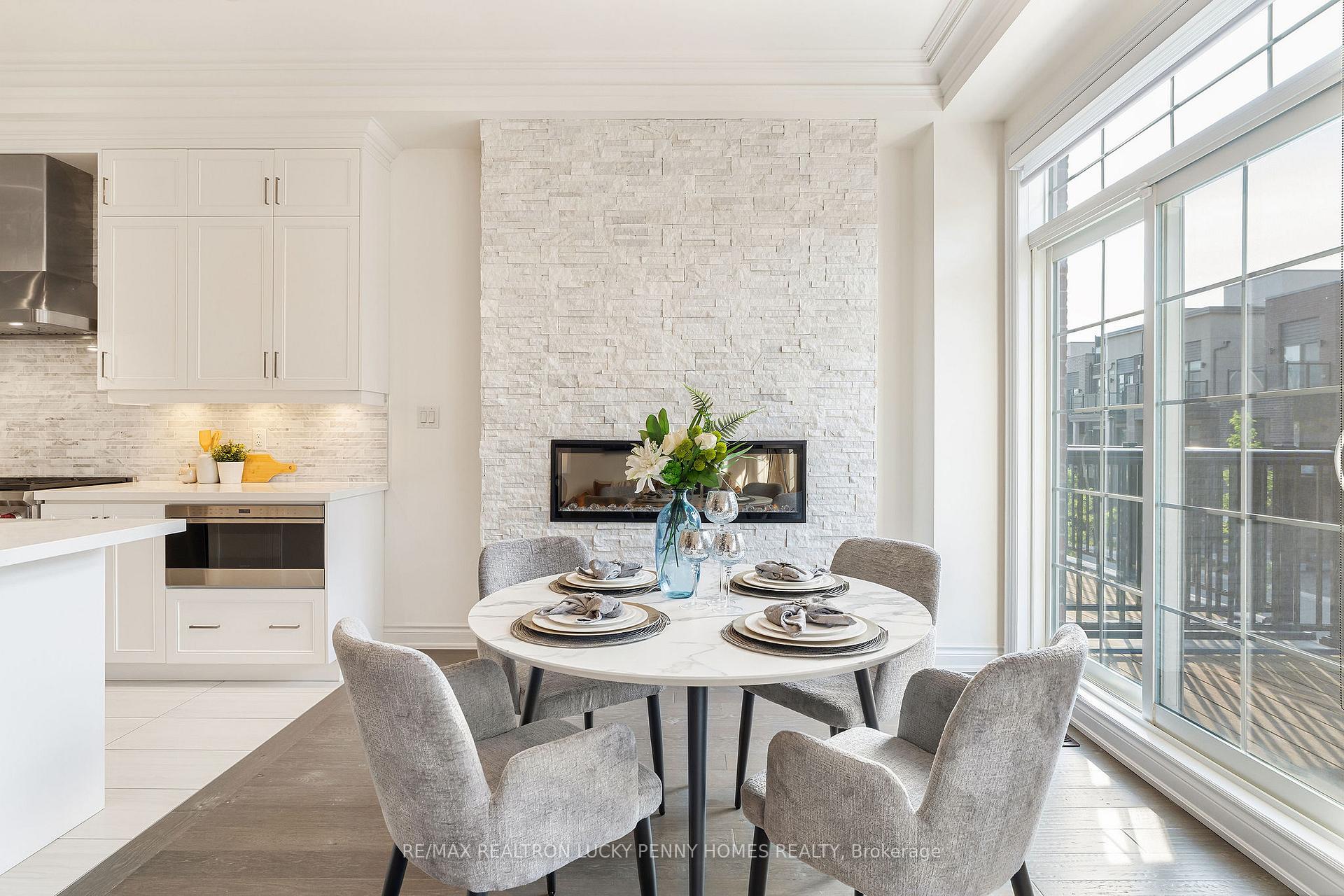 Photo 16 of 36 Creekvalley Lane, Markham, Angus Glen — HOMEH