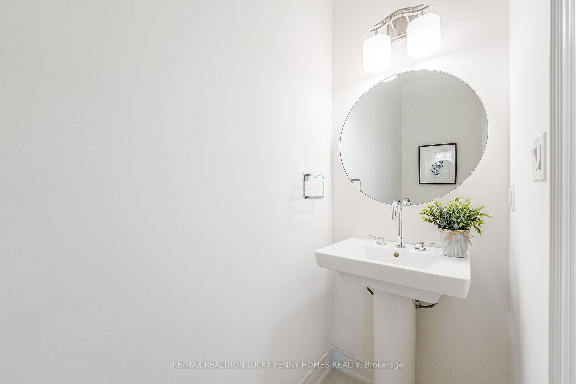 Photo 25 of 36 Creekvalley Lane, Markham, Angus Glen — HOMEH