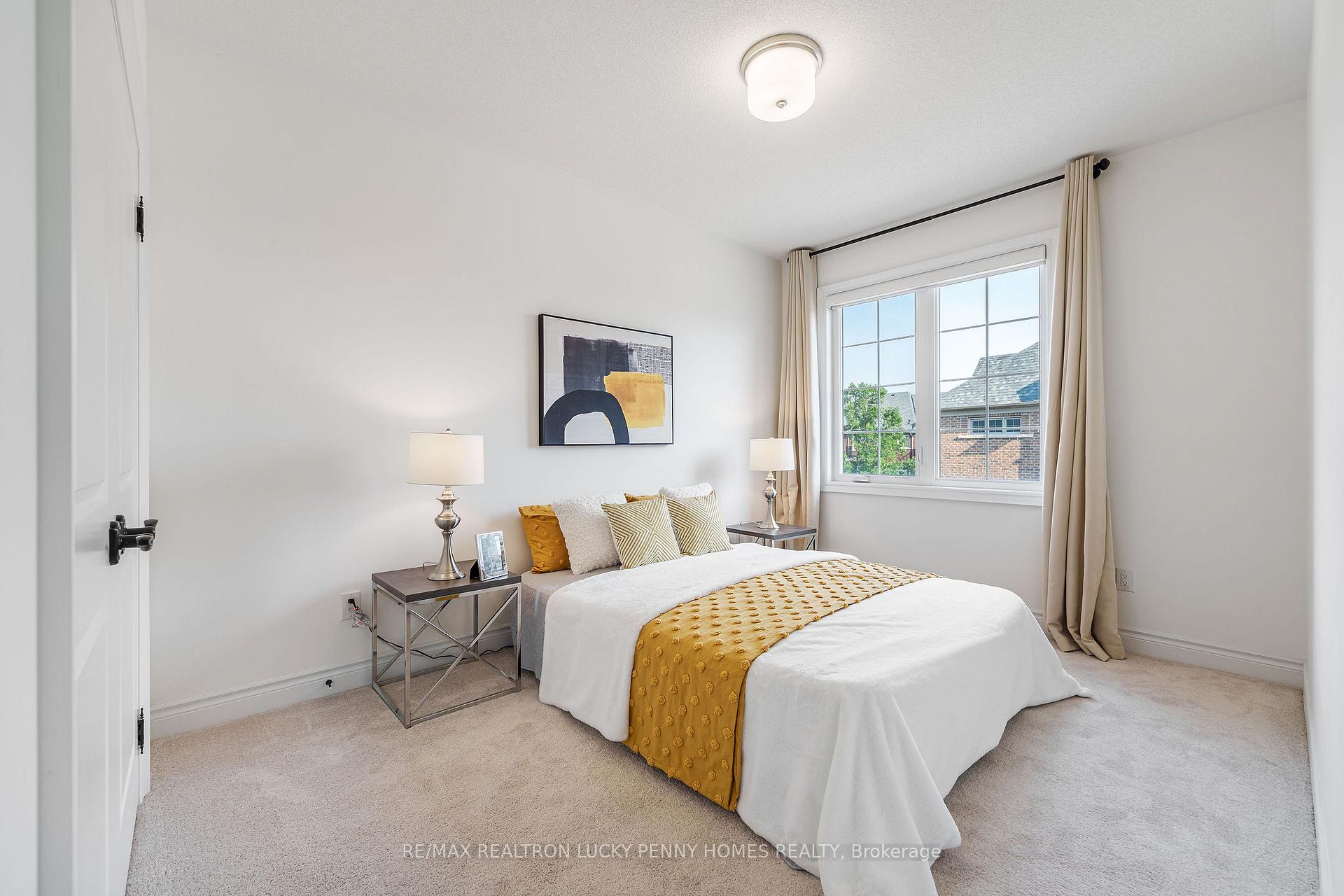 Photo 32 of 36 Creekvalley Lane, Markham, Angus Glen — HOMEH