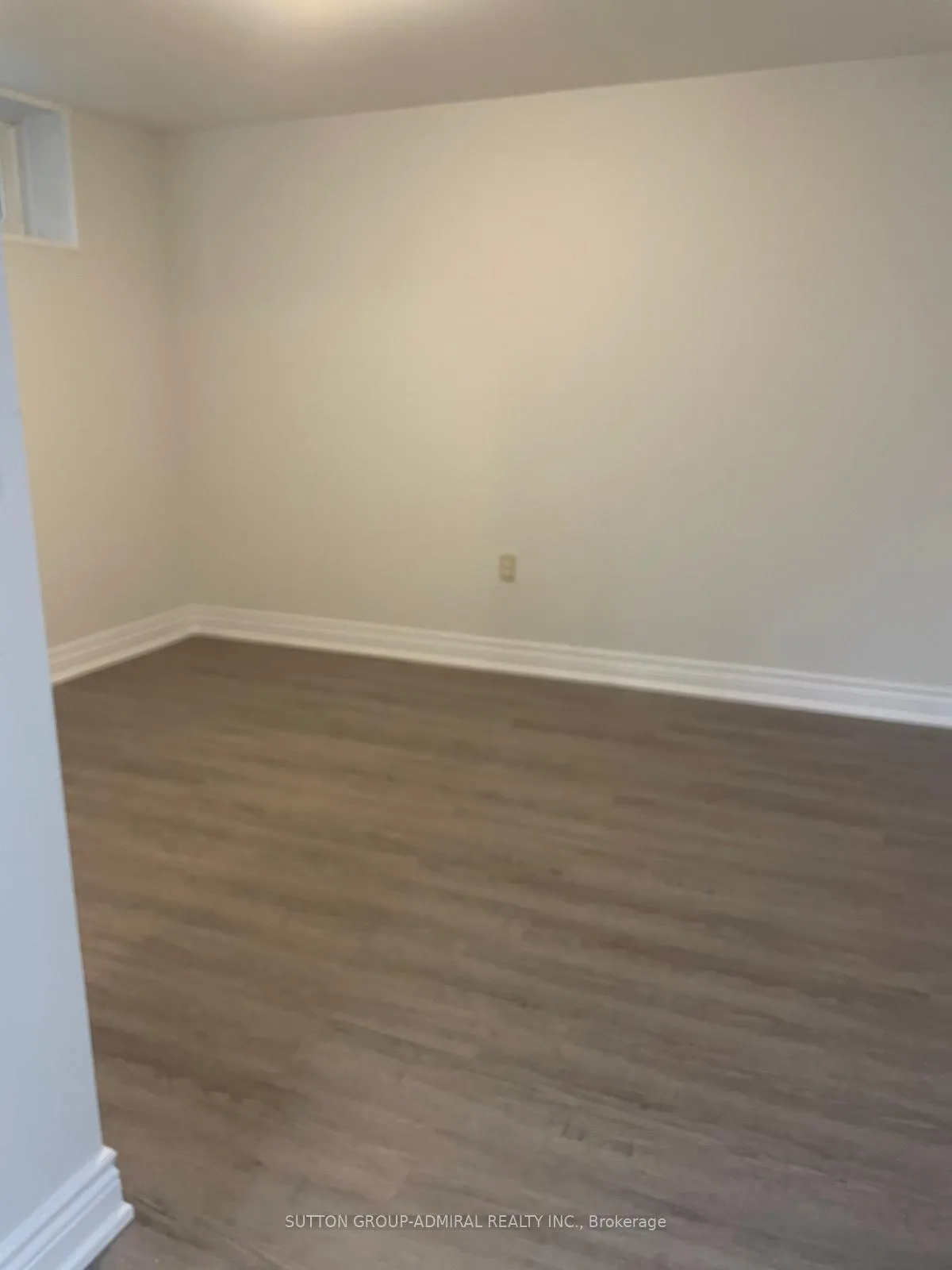 Photo 7 of 104 Marsellus Drive, Barrie, Holly — HOMEH