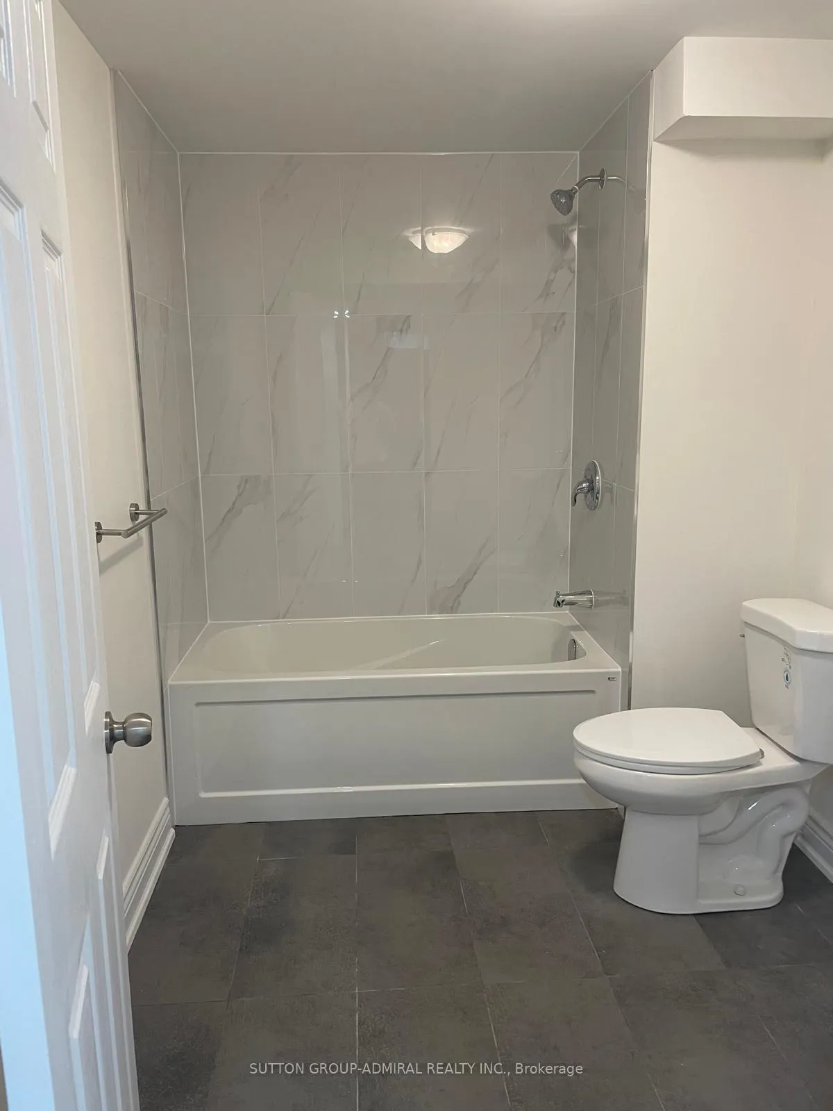 Photo 11 of 104 Marsellus Drive, Barrie, Holly — HOMEH