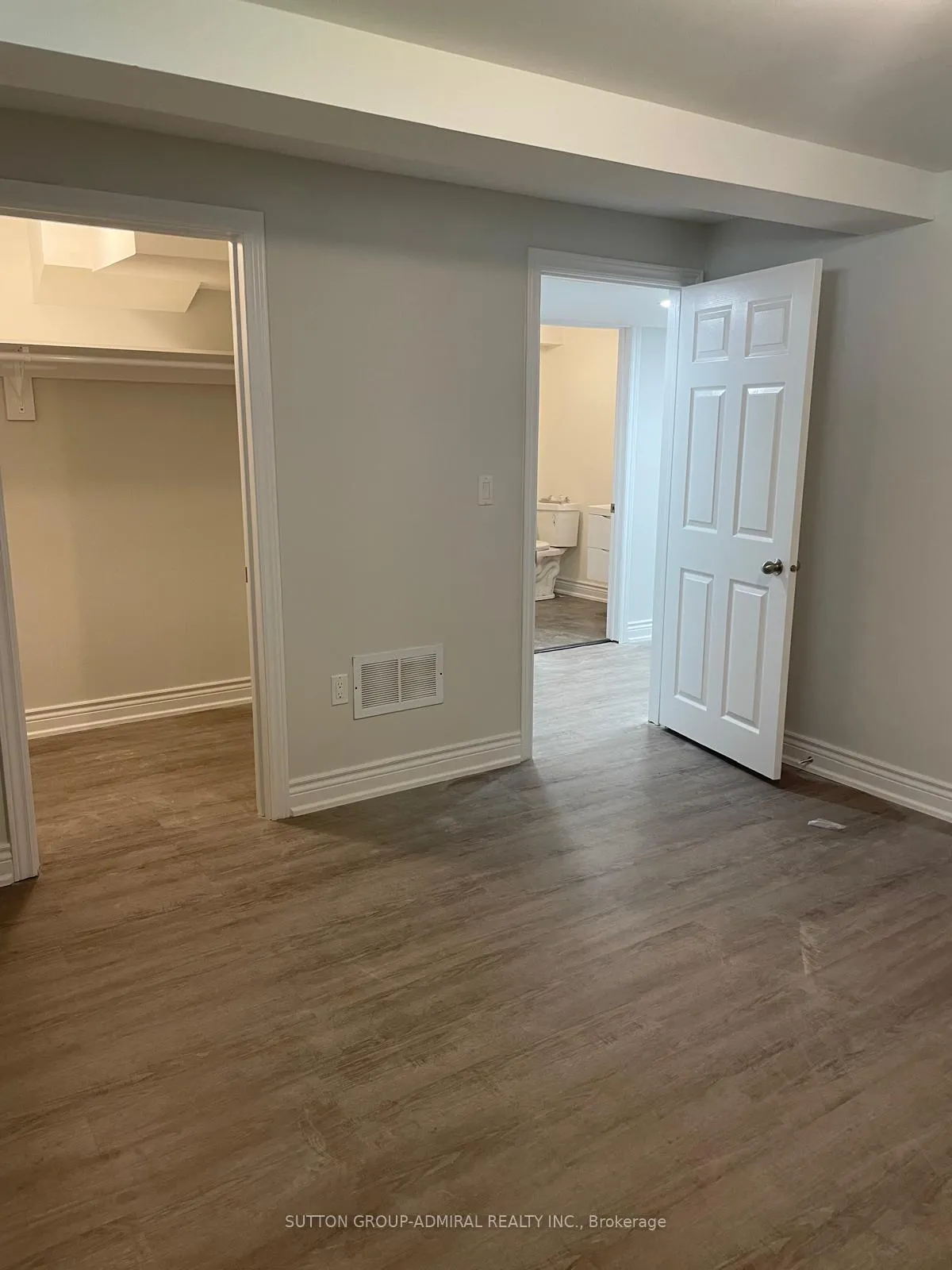 Photo 12 of 104 Marsellus Drive, Barrie, Holly — HOMEH