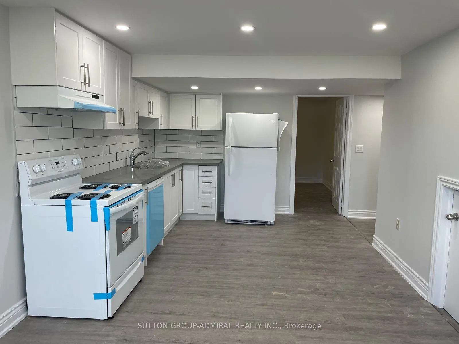 Photo 16 of 104 Marsellus Drive, Barrie, Holly — HOMEH
