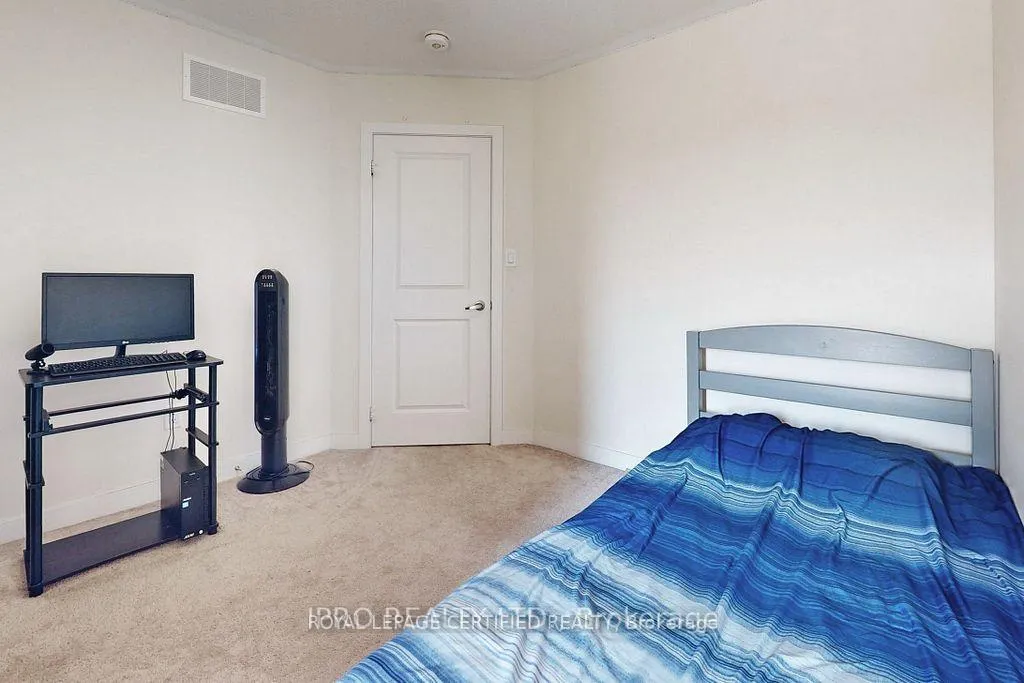 Photo 29 of 2614 Castlegate Crossing, Pickering, Duffin Heights — HOMEH