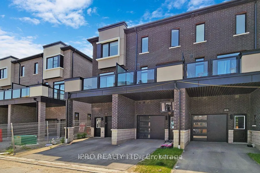 Photo 35 of 2614 Castlegate Crossing, Pickering, Duffin Heights — HOMEH