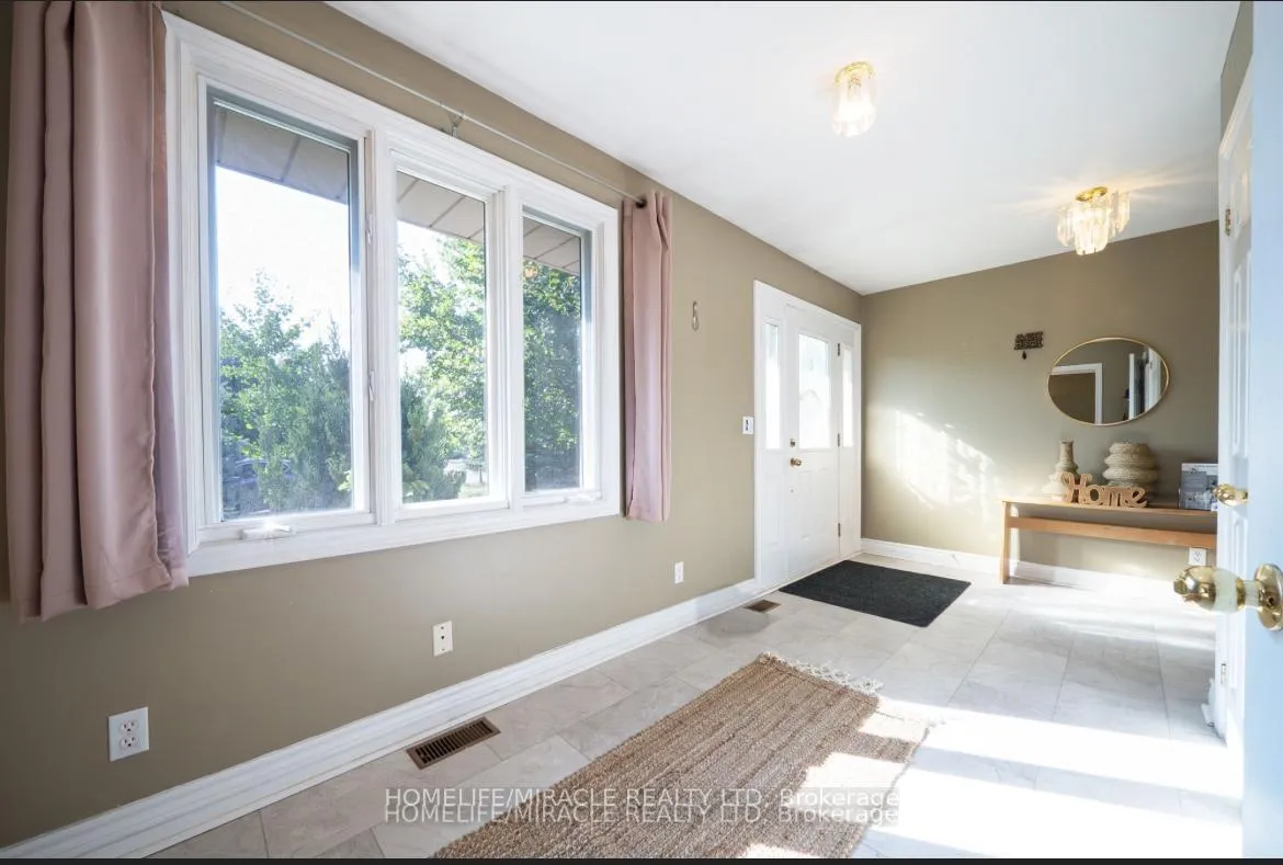 Photo 15 of 385 Mount Pleasant Road, Brantford, Empire South — HOMEH