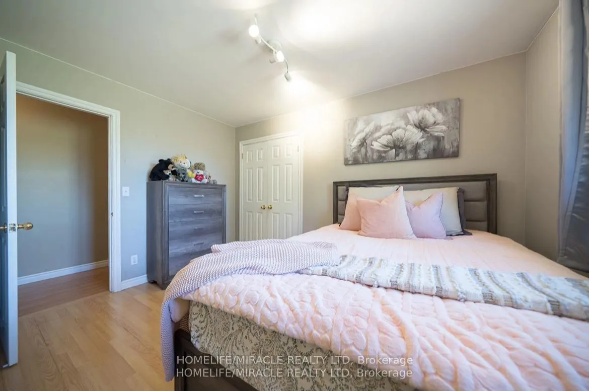 Photo 18 of 385 Mount Pleasant Road, Brantford, Empire South — HOMEH