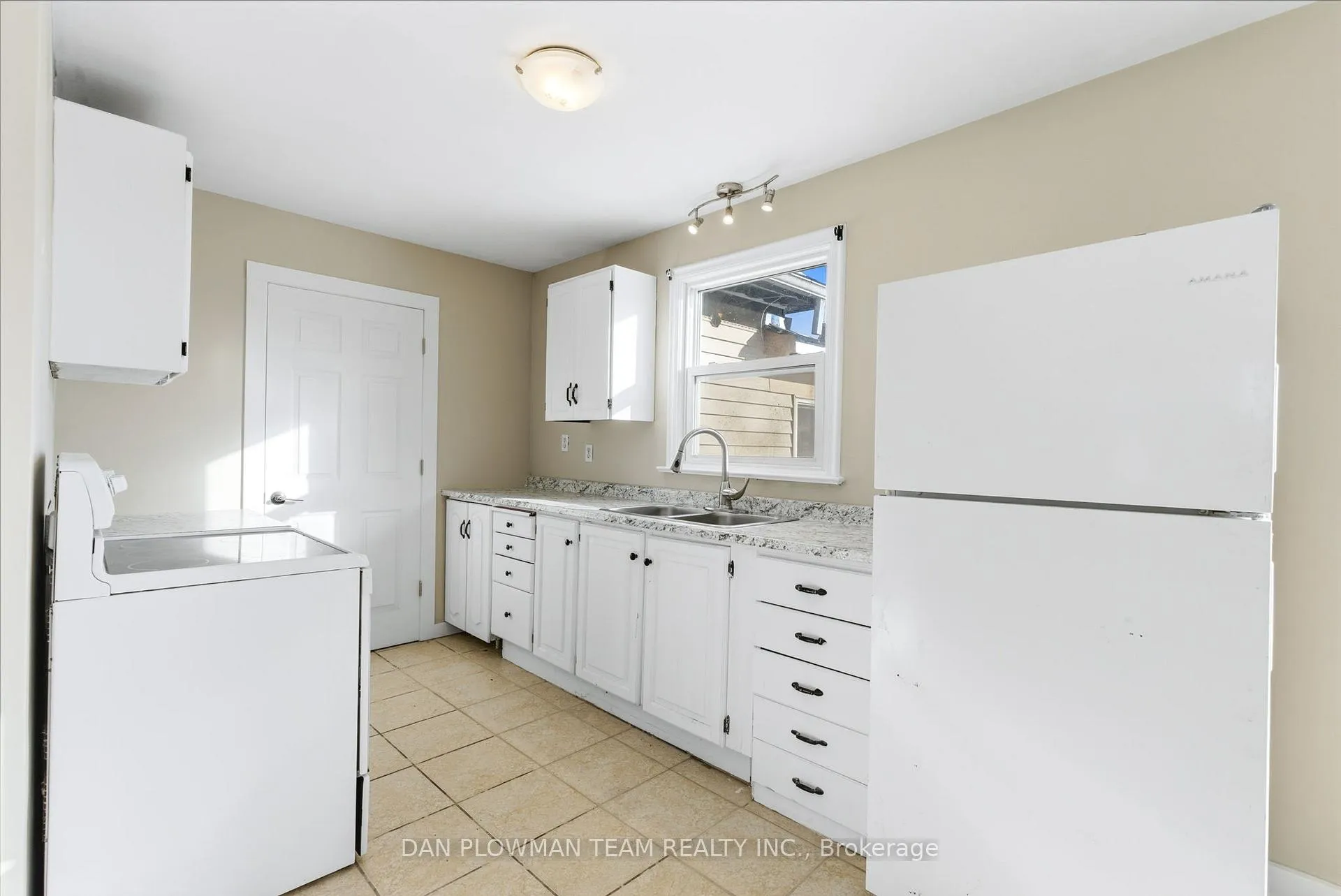 Photo 12 of 121 Dorset Street E, Port Hope — HOMEH