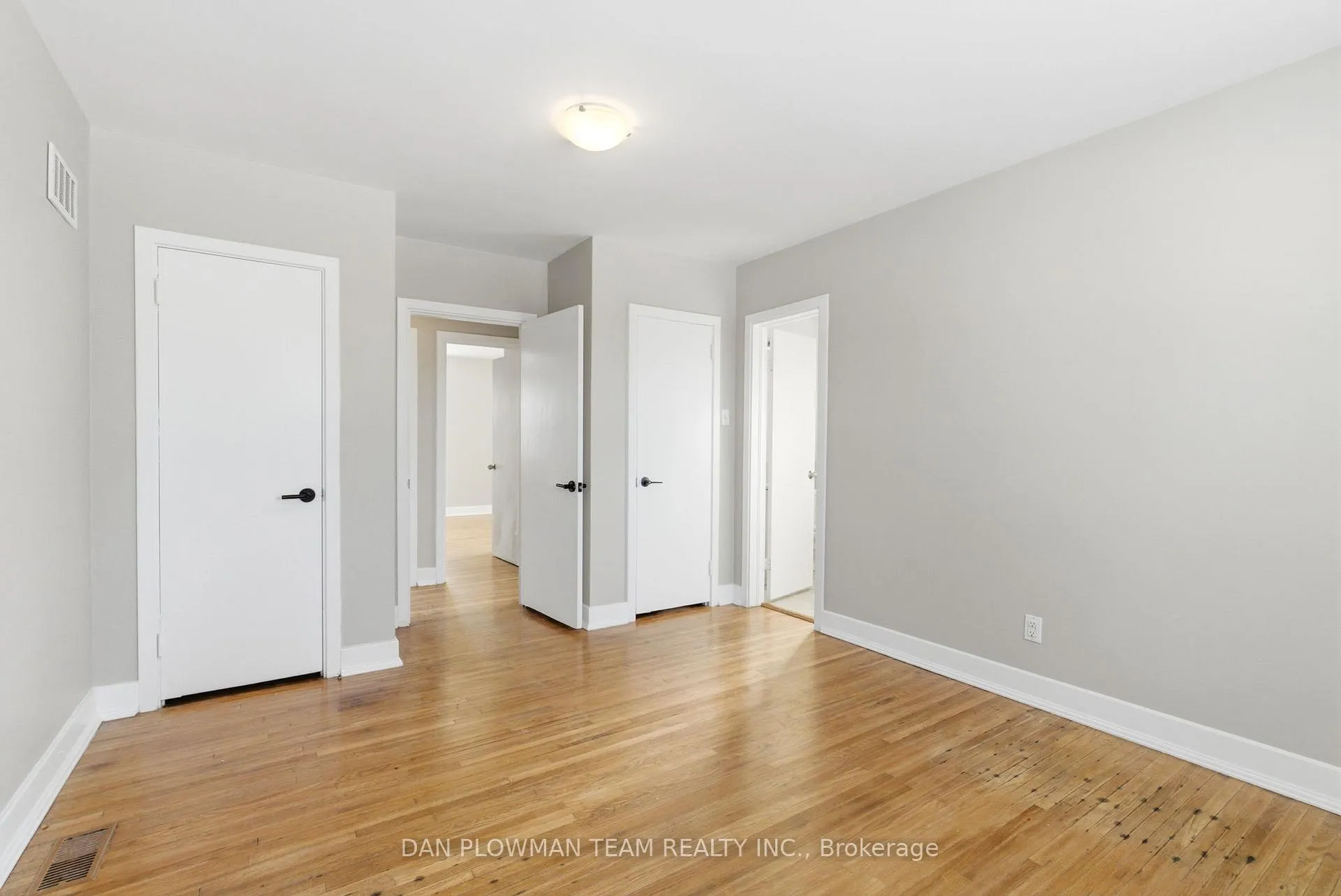 Photo 20 of 121 Dorset Street E, Port Hope — HOMEH
