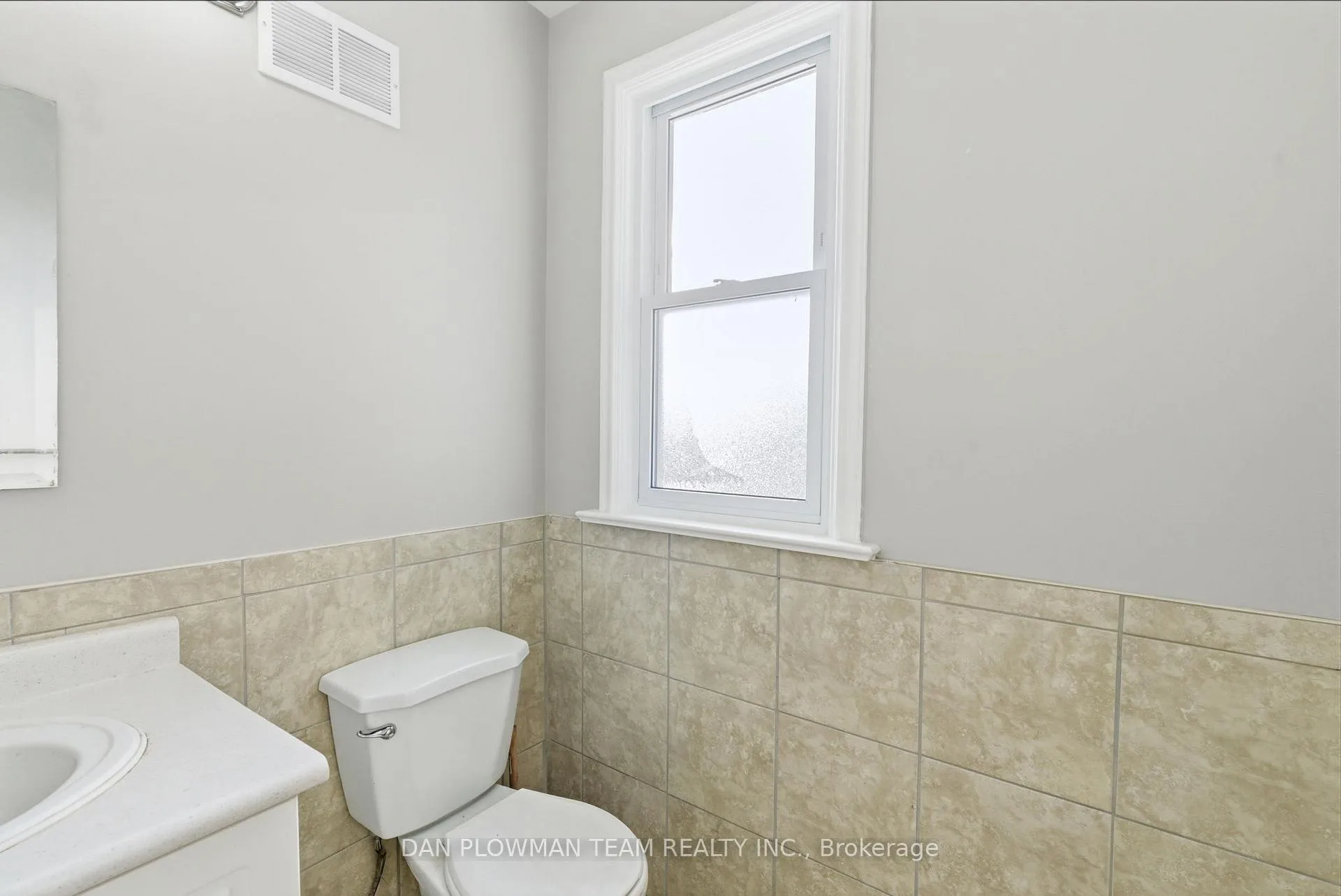 Photo 23 of 121 Dorset Street E, Port Hope — HOMEH