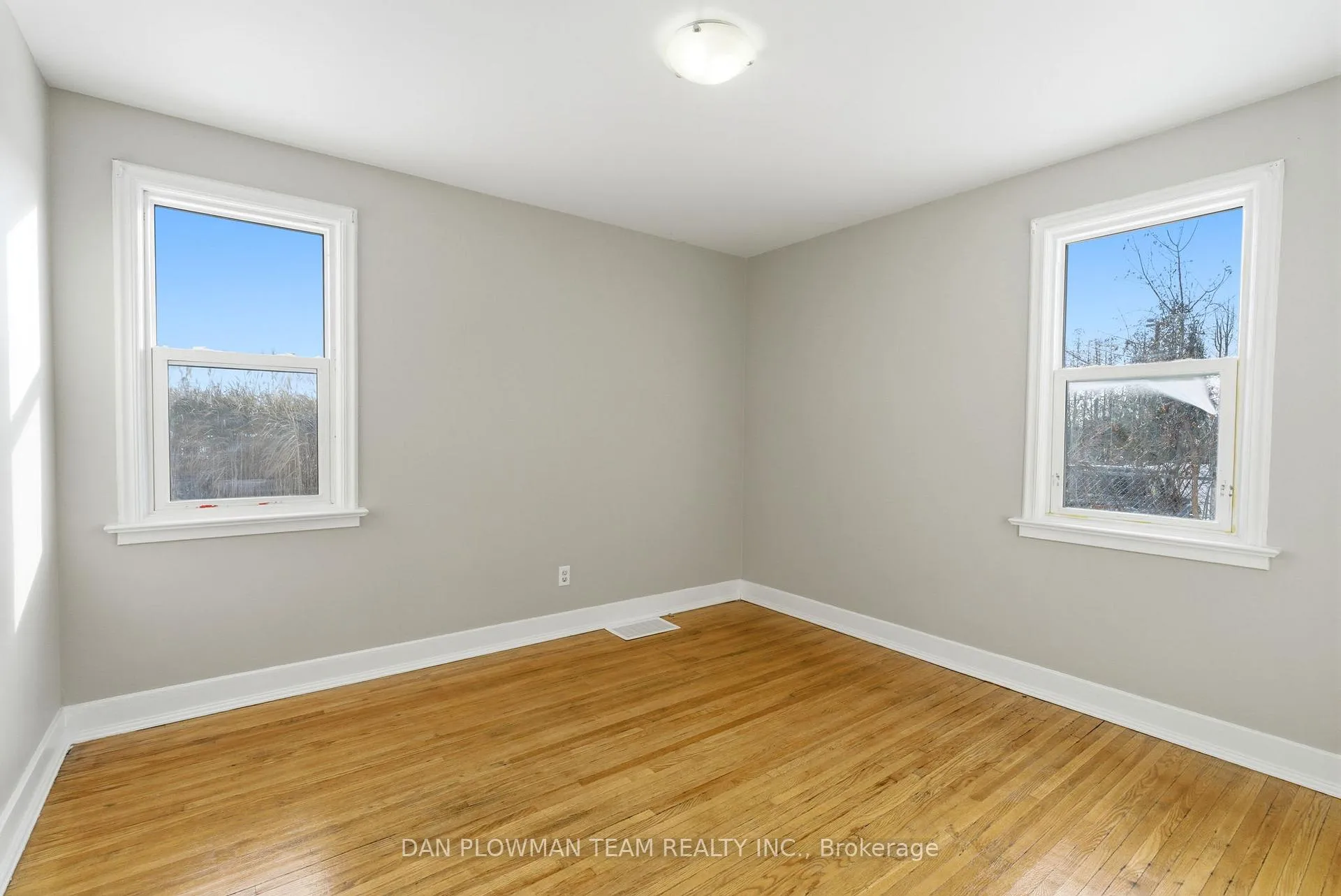 Photo 24 of 121 Dorset Street E, Port Hope — HOMEH