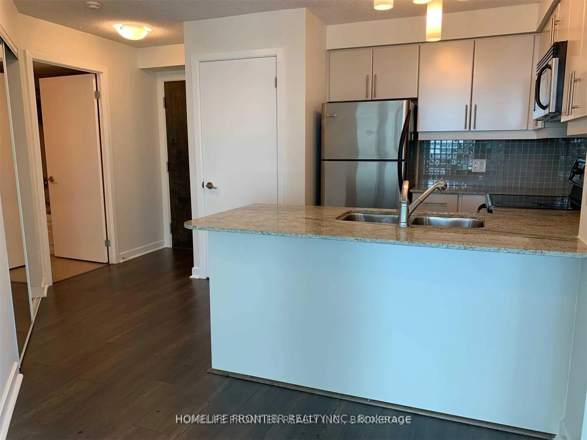Photo 1 of Unit 1108, 18 Harbour Street, Toronto, Waterfront Communities — HOMEH