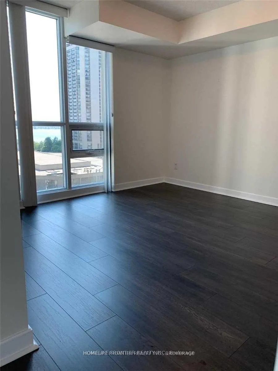 Photo 5 of Unit 1108, 18 Harbour Street, Toronto, Waterfront Communities — HOMEH