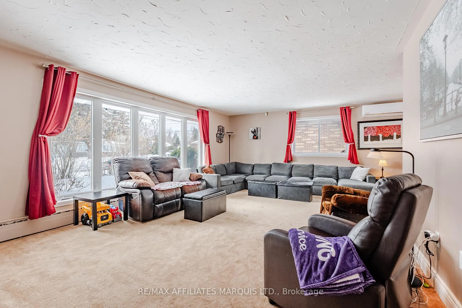 Photo 7 of 219 Pescod Avenue, Cornwall — HOMEH