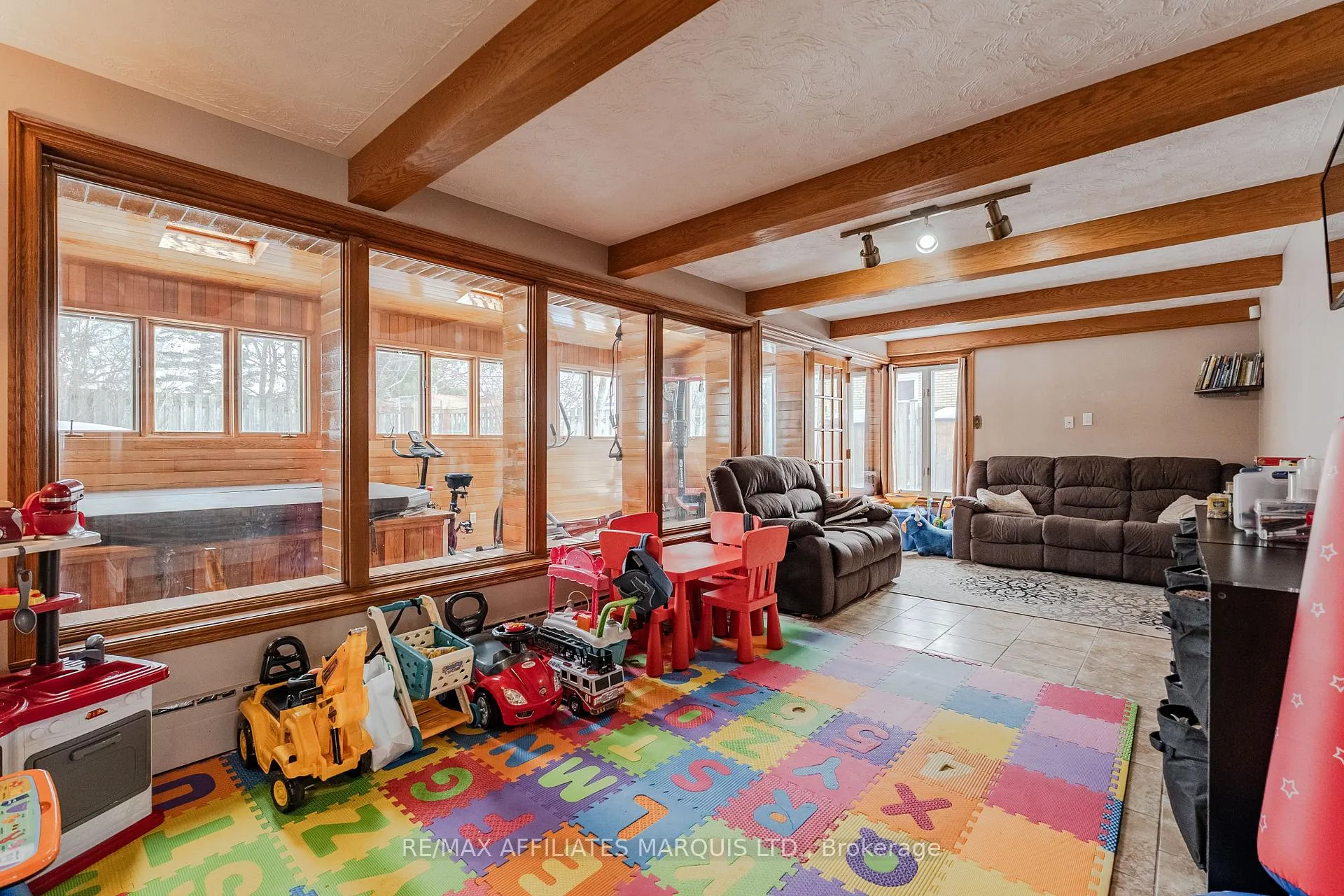 Photo 15 of 219 Pescod Avenue, Cornwall — HOMEH