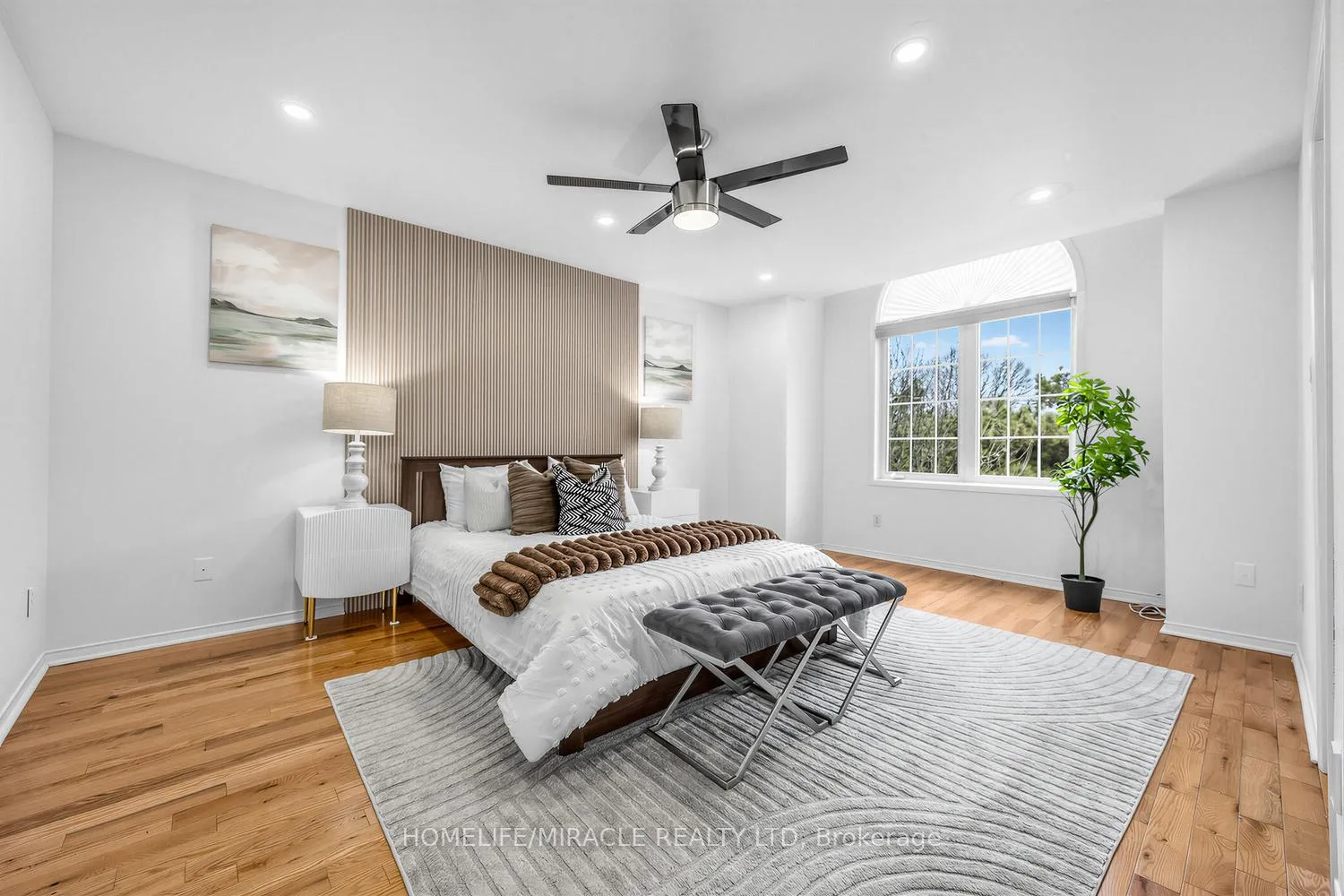 Photo 18 of 133 Stokely Crescent, Whitby, Downtown Whitby — HOMEH