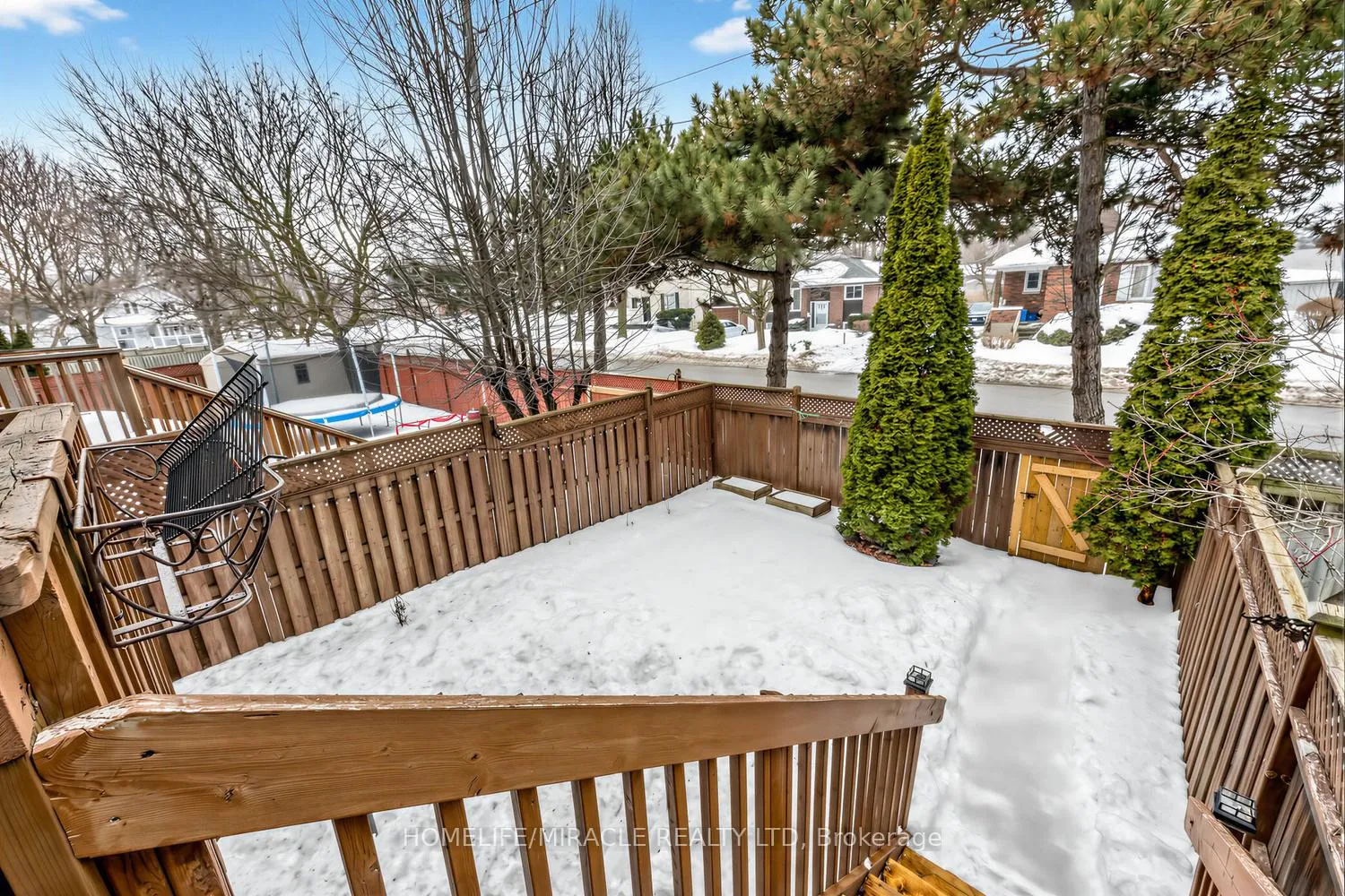 Photo 31 of 133 Stokely Crescent, Whitby, Downtown Whitby — HOMEH