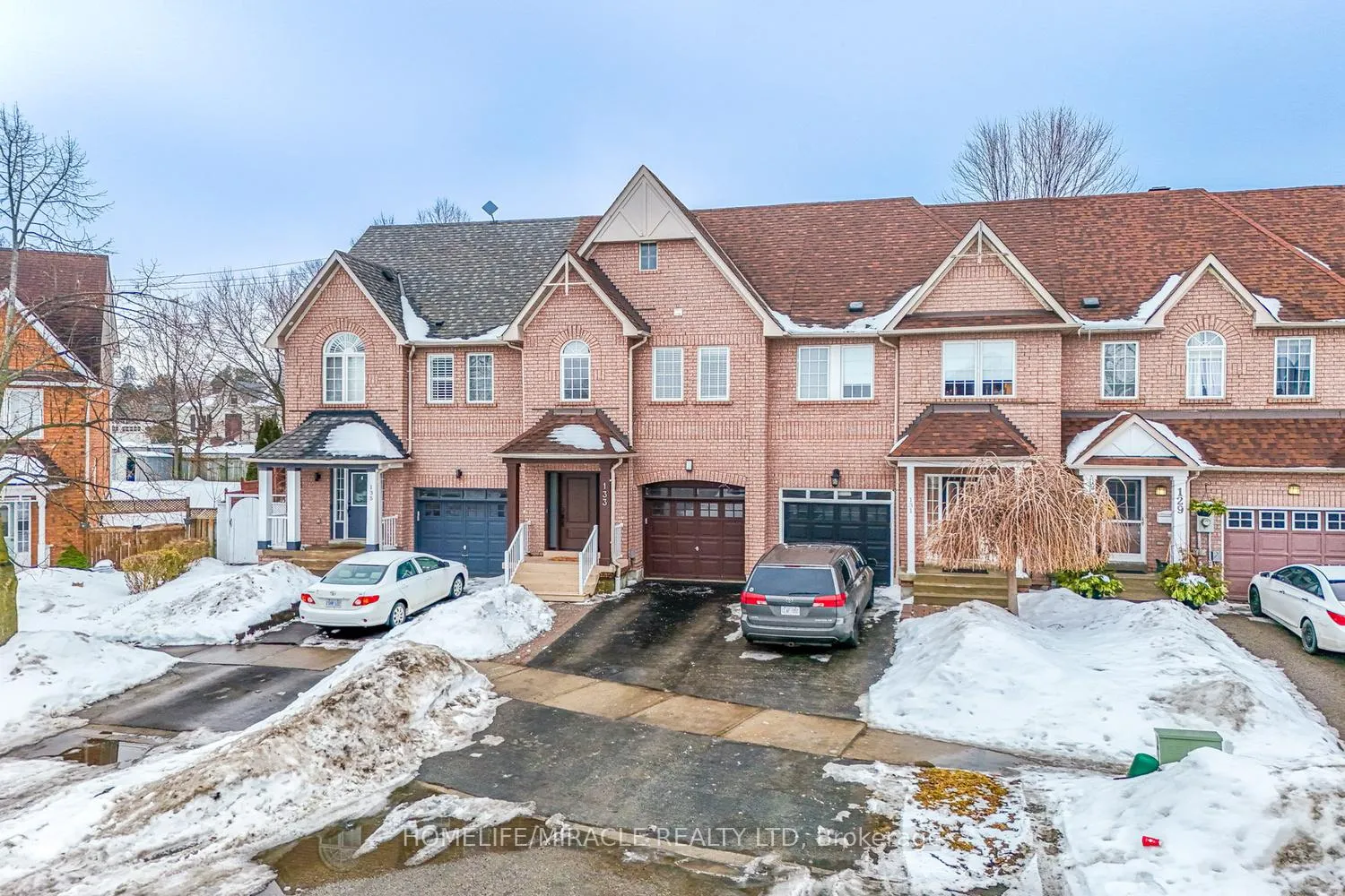 Photo 32 of 133 Stokely Crescent, Whitby, Downtown Whitby — HOMEH
