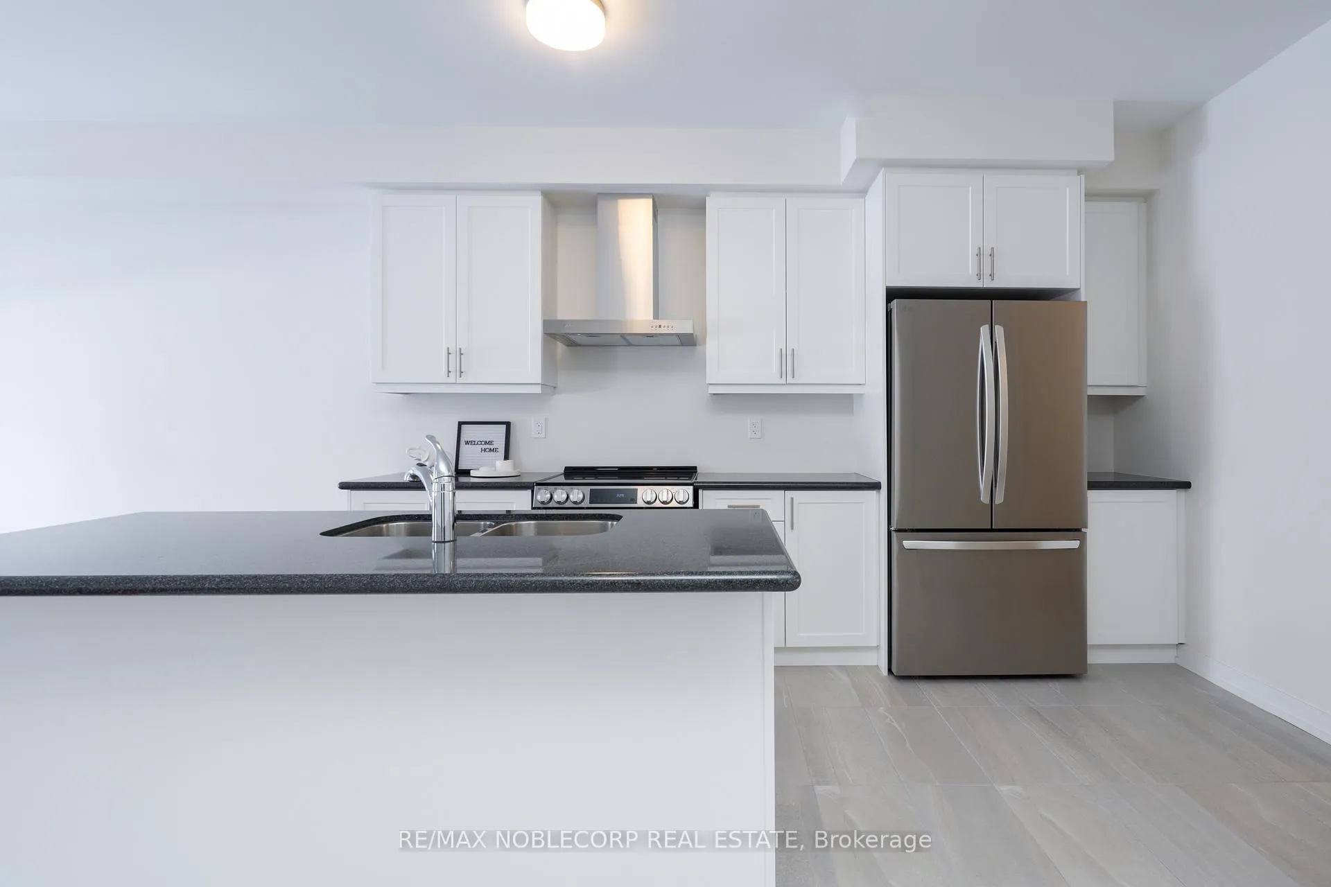 Photo 9 of 34 Singhampton Road, Vaughan, Kleinburg — HOMEH
