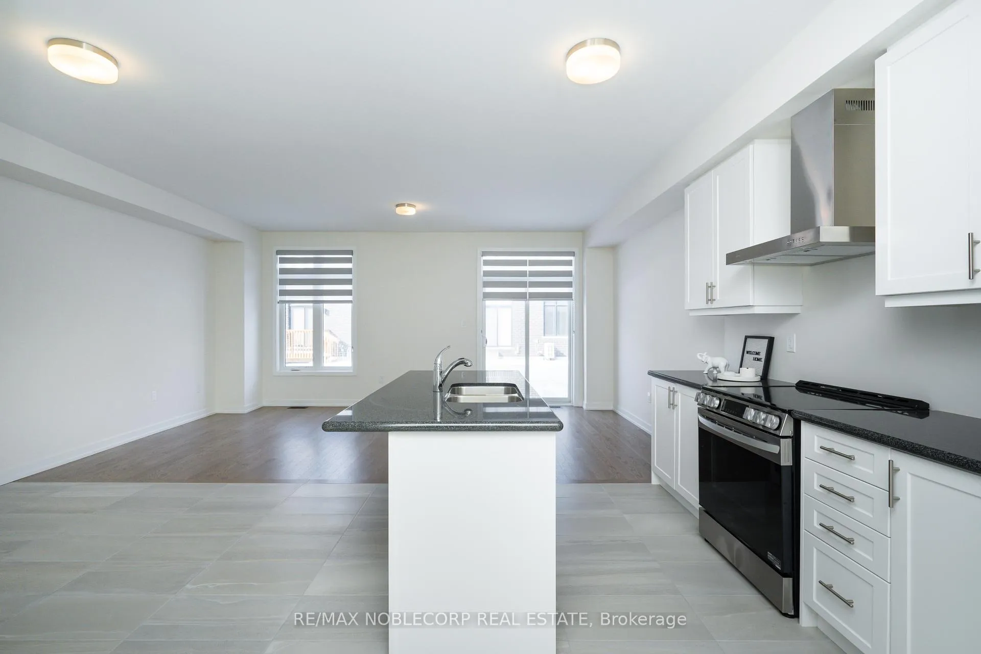 Photo 11 of 34 Singhampton Road, Vaughan, Kleinburg — HOMEH