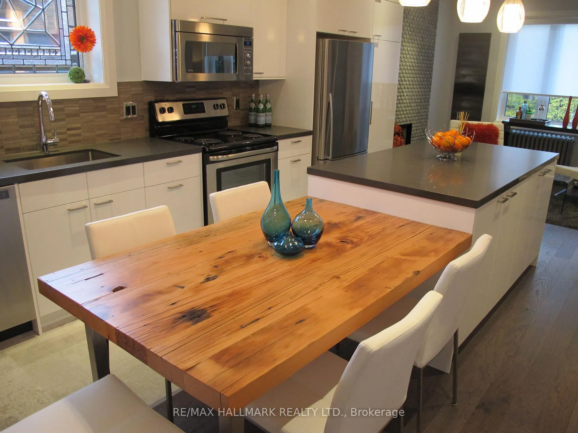 Photo 13 of Unit 2nd Floor, 151 Rusholme Road, Toronto, Dufferin Grove — HOMEH