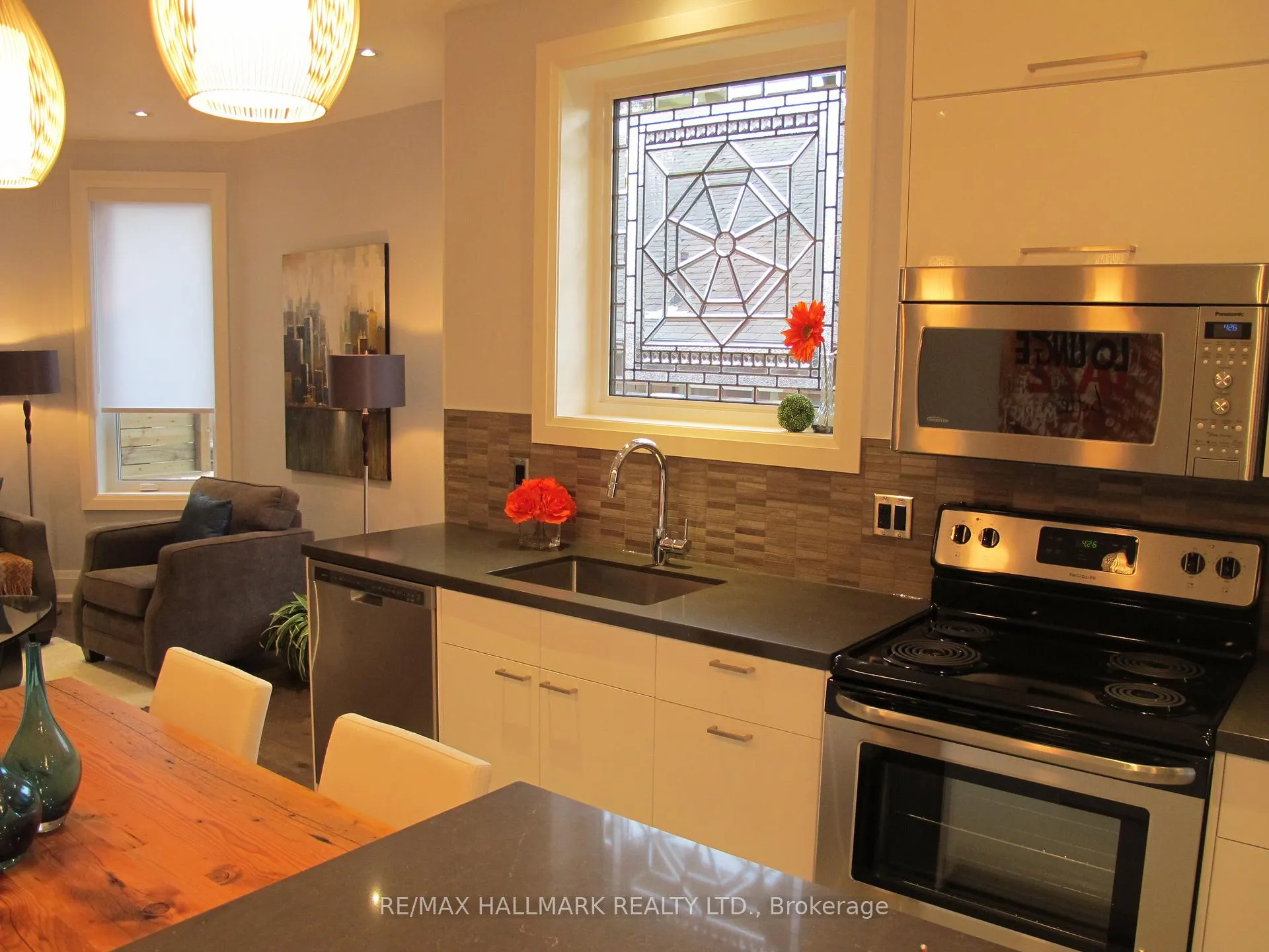 Photo 15 of Unit 2nd Floor, 151 Rusholme Road, Toronto, Dufferin Grove — HOMEH