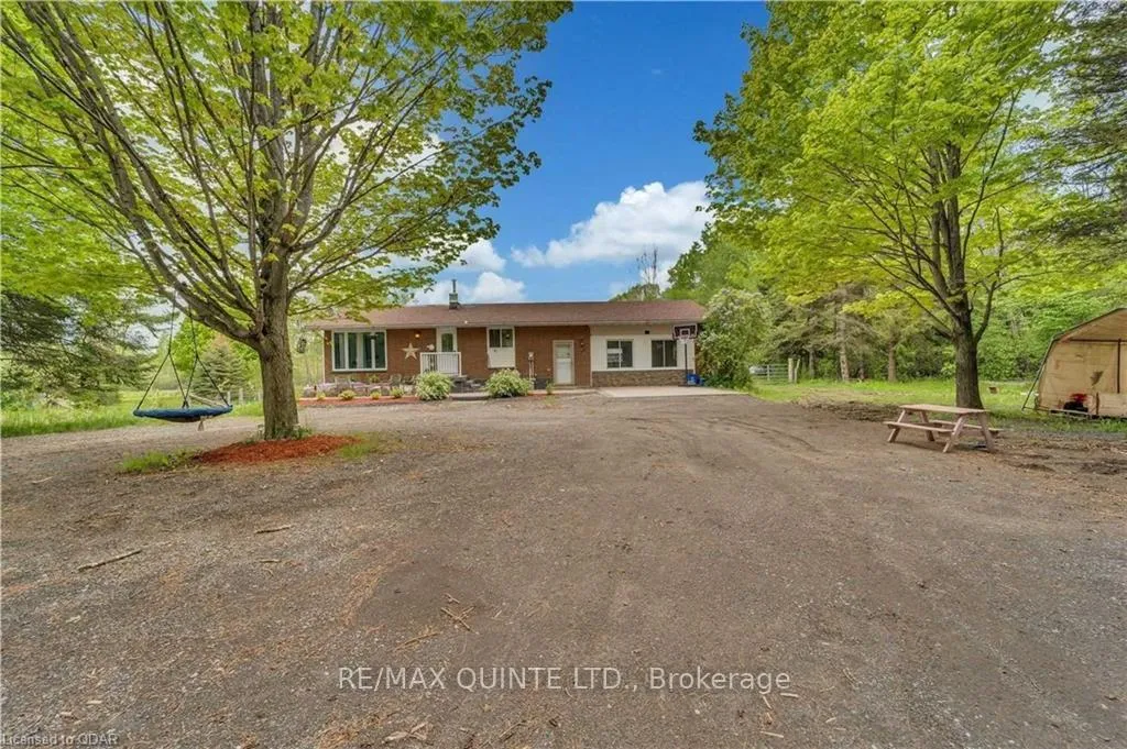 Photo 3 of 426 County Road 41, Brighton, Rural Brighton — HOMEH