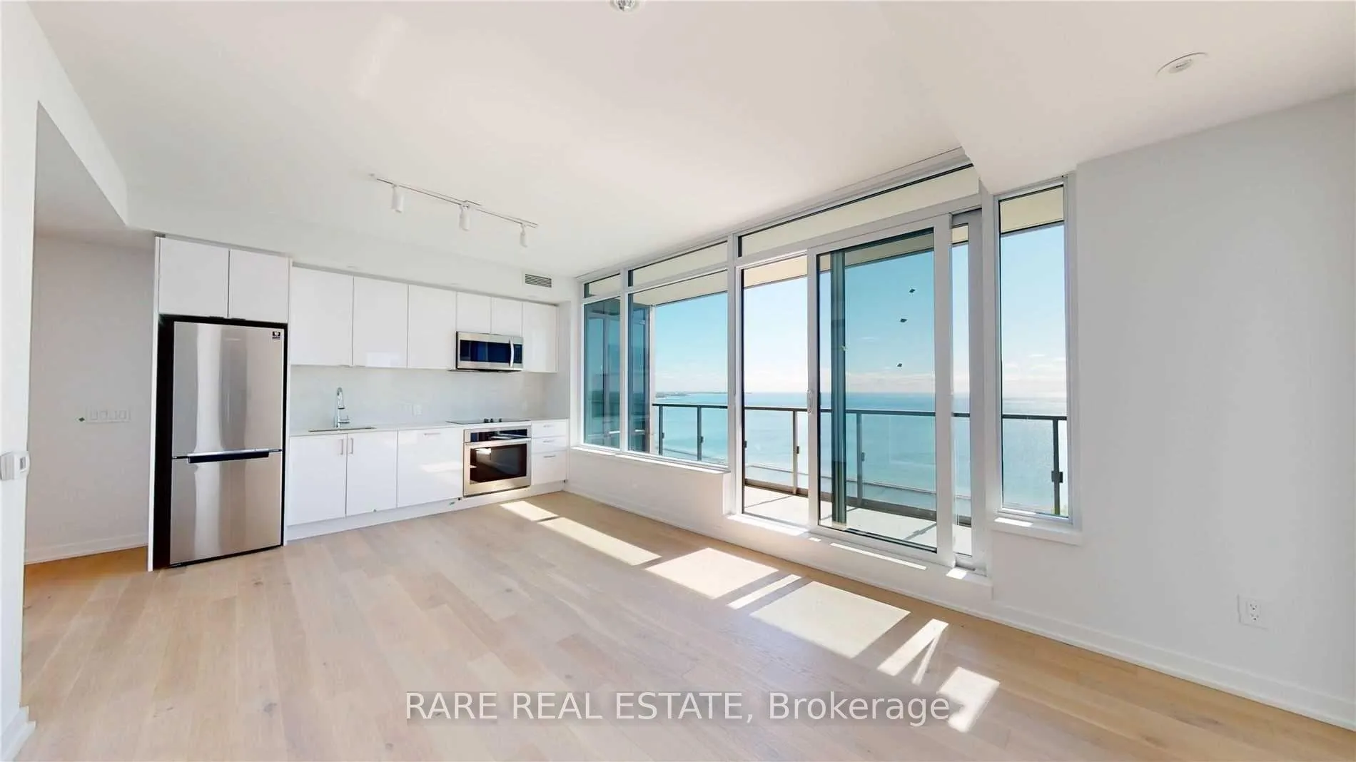 Front of Unit 2956, 1926 Lake Shore Boulevard W