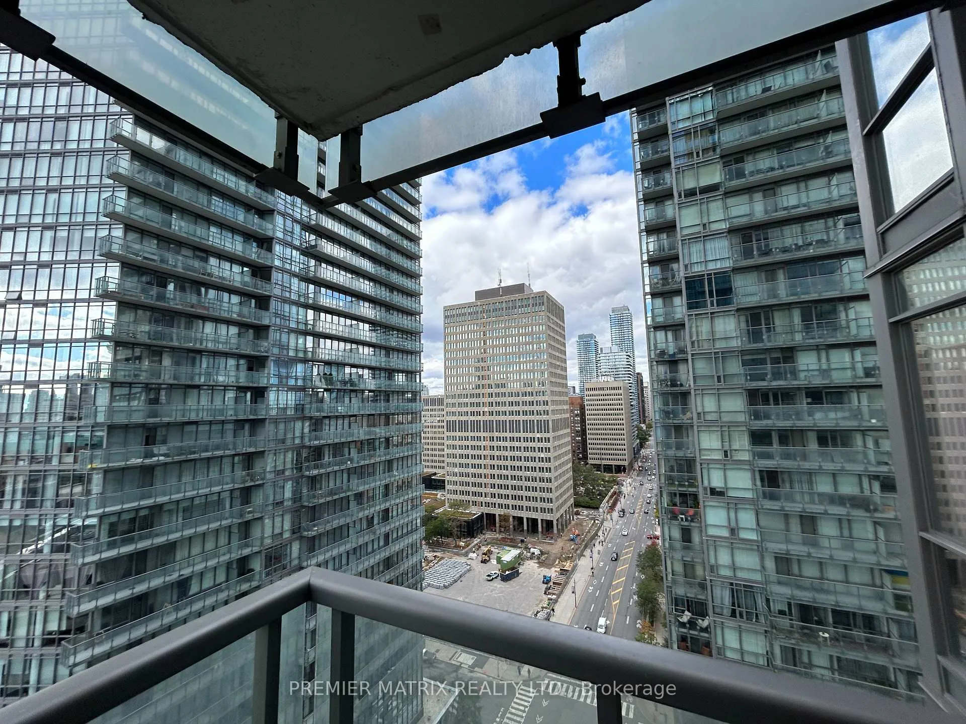 Photo 29 of Unit 1902, 38 Grenville Street, Toronto, Bay Street Corridor — HOMEH