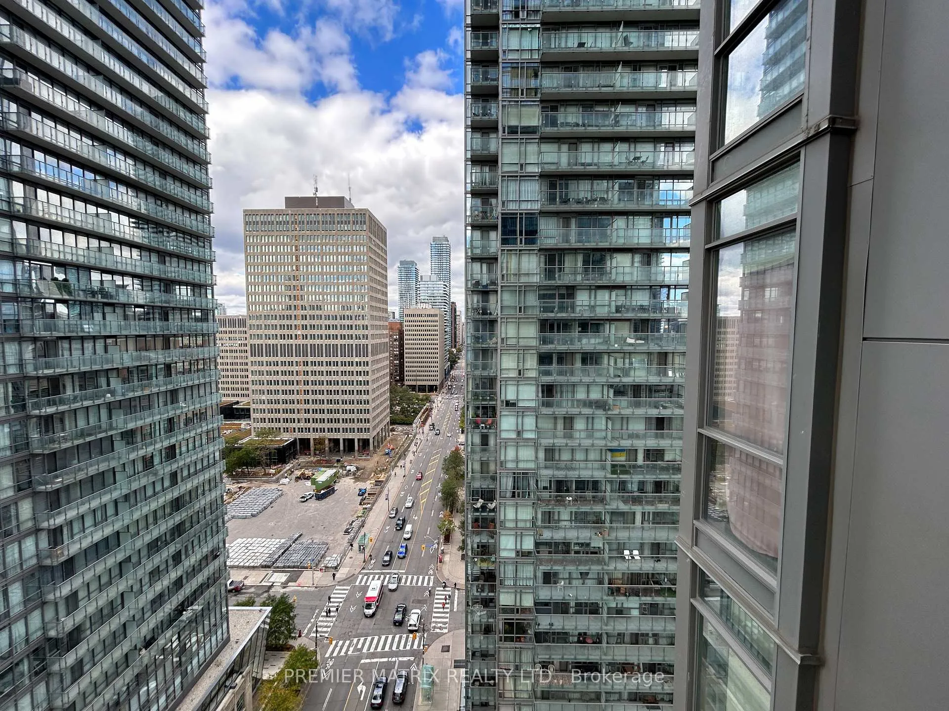 Photo 31 of Unit 1902, 38 Grenville Street, Toronto, Bay Street Corridor — HOMEH