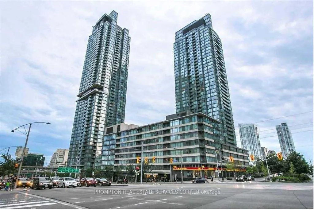 Front of Unit 811, 11 Brunel Court