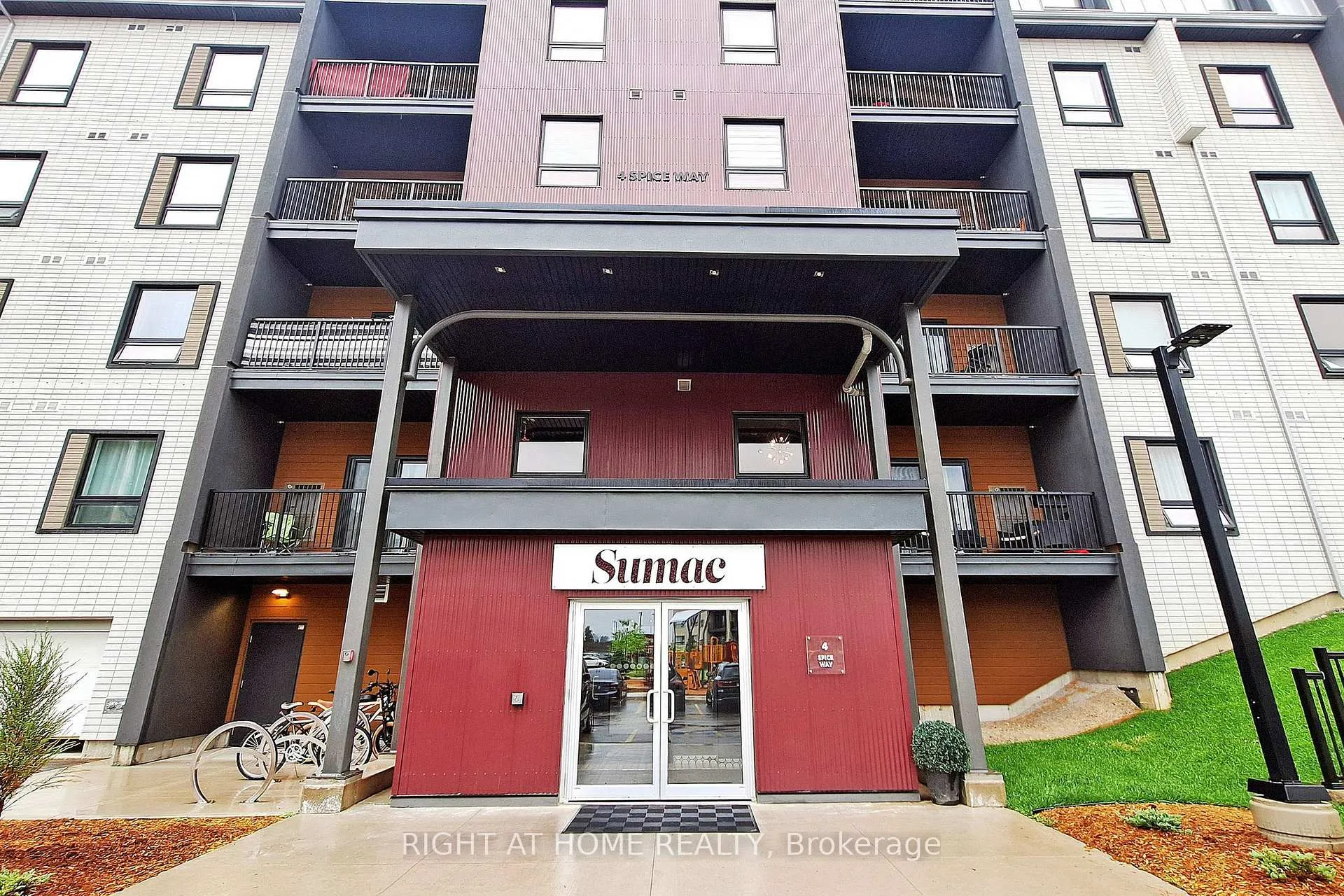 Photo 3 of Unit #208, 4 Spice Way, Barrie, Rural Barrie Southeast — HOMEH
