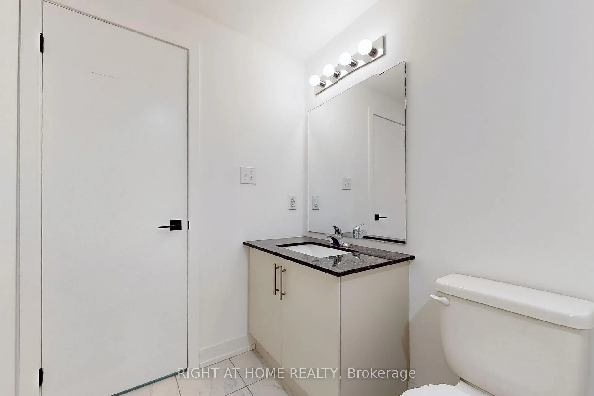 Photo 20 of Unit #208, 4 Spice Way, Barrie, Rural Barrie Southeast — HOMEH