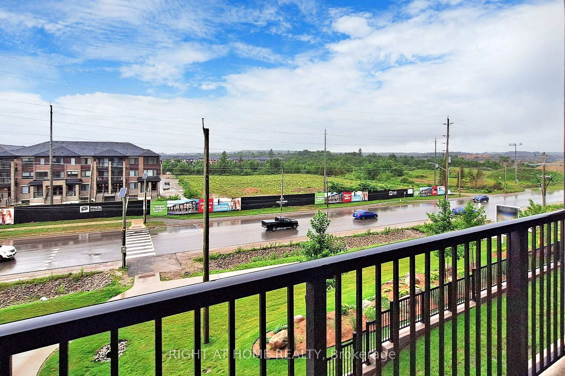 Photo 23 of Unit #208, 4 Spice Way, Barrie, Rural Barrie Southeast — HOMEH