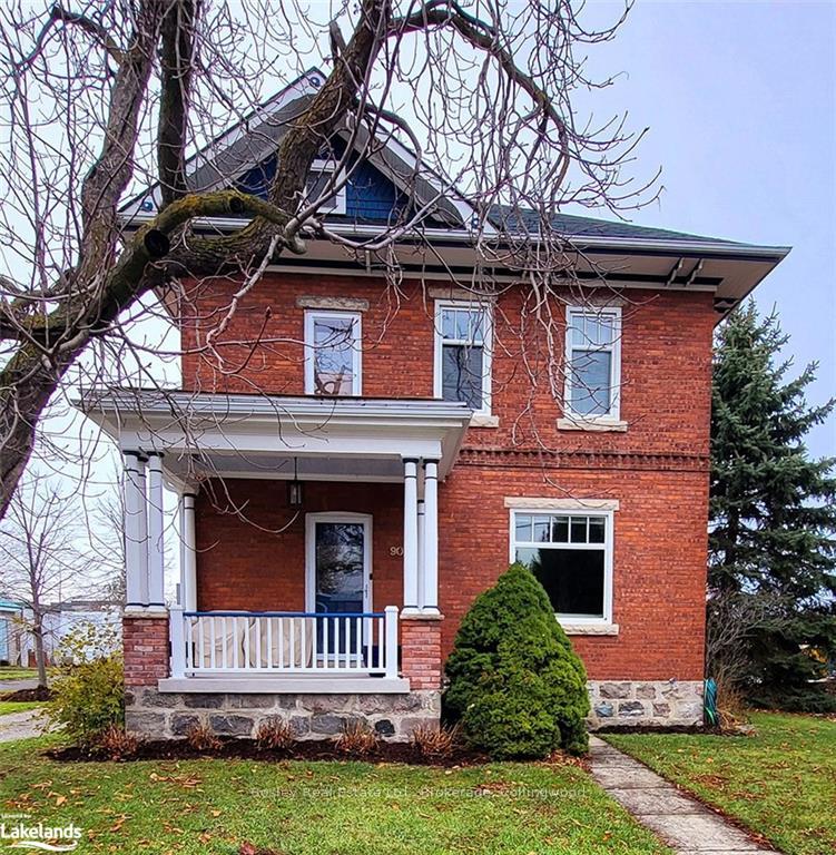 Photo 1 of 90 Collingwood Street, Meaford — HOMEH