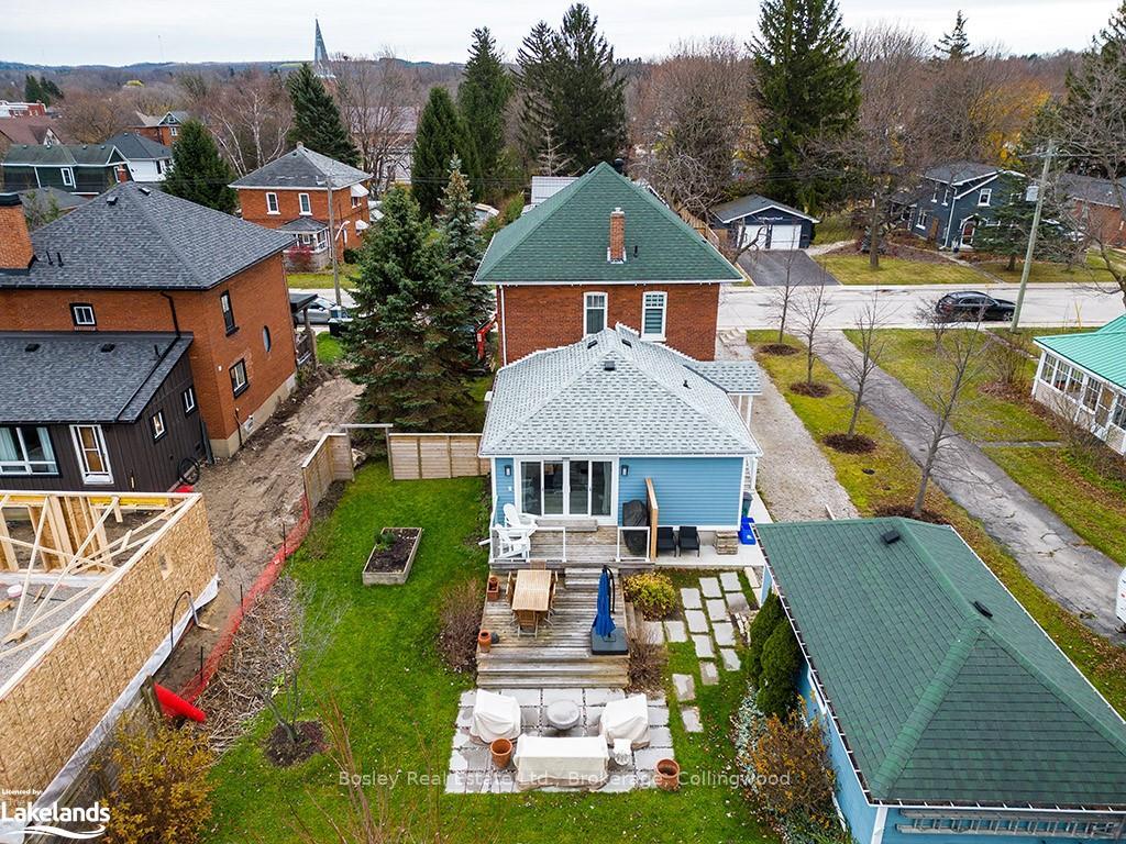Photo 17 of 90 Collingwood Street, Meaford — HOMEH
