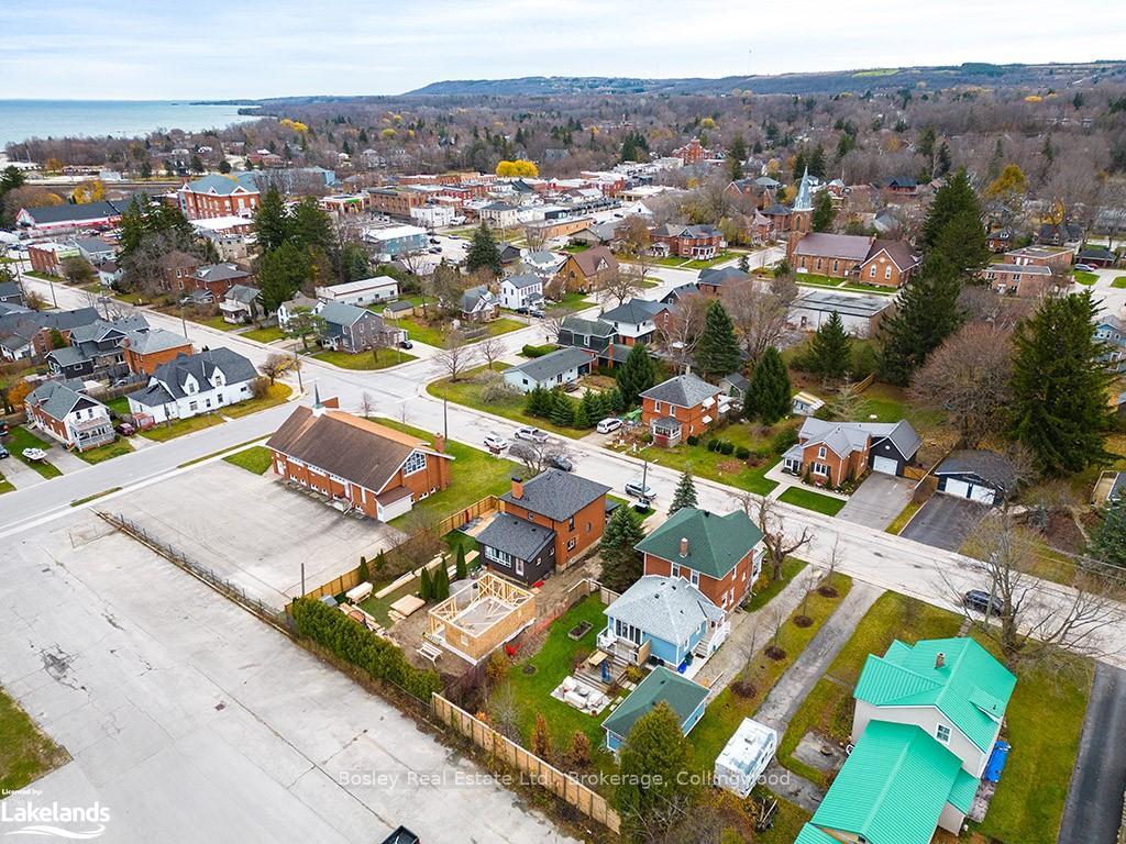 Photo 20 of 90 Collingwood Street, Meaford — HOMEH