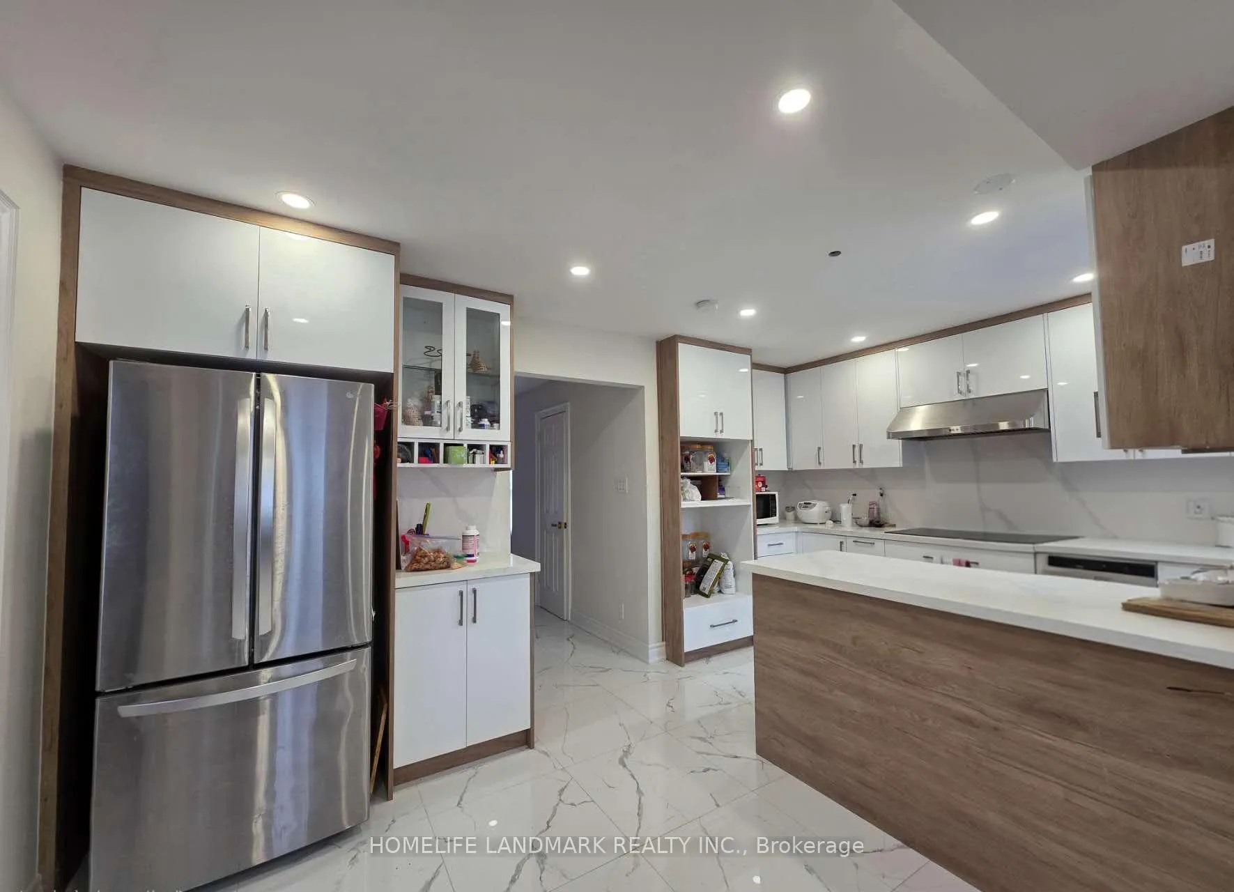 Photo 3 of 16 Redcastle Crescent, Georgina, Keswick South — HOMEH
