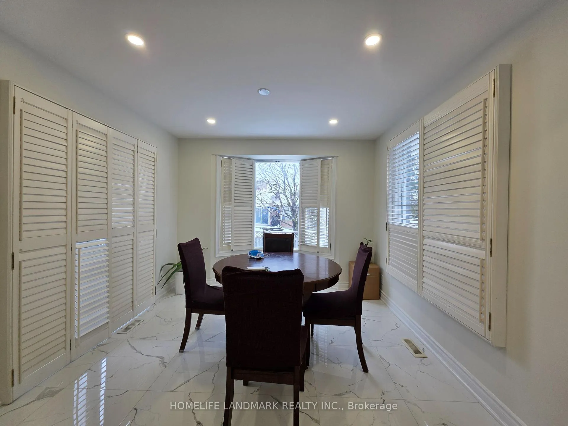 Photo 7 of 16 Redcastle Crescent, Georgina, Keswick South — HOMEH