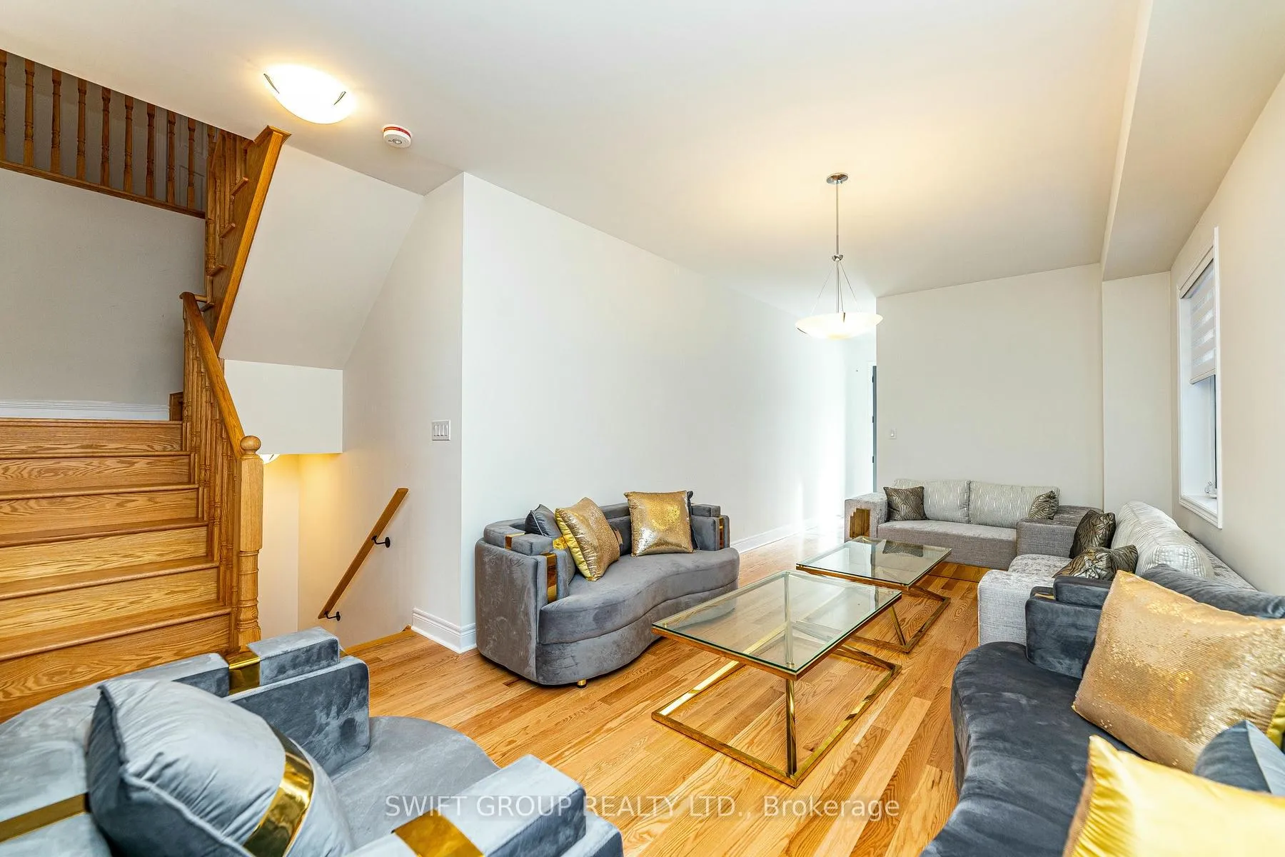 Photo 9 of 27 Keyworth Crescent, Brampton, Sandringham-Wellington North — HOMEH