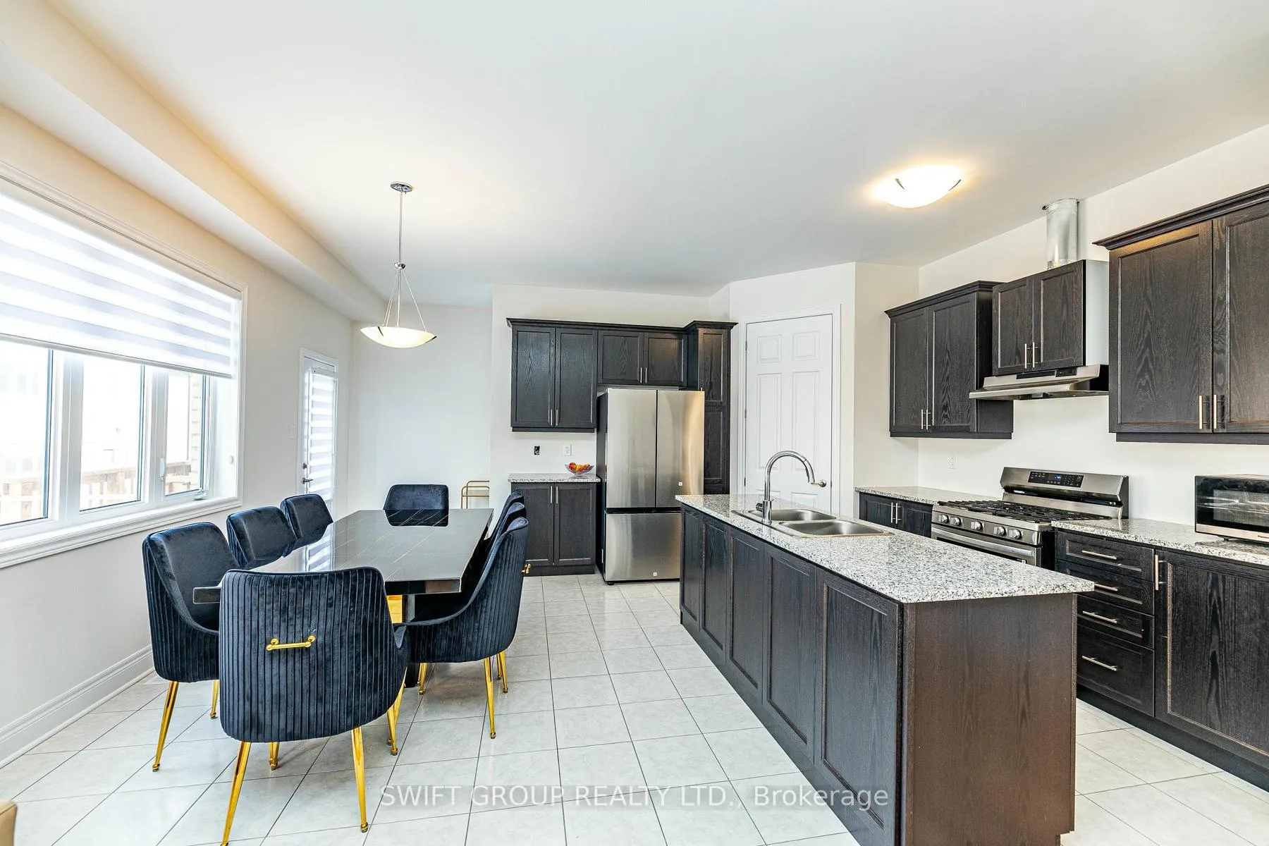 Photo 13 of 27 Keyworth Crescent, Brampton, Sandringham-Wellington North — HOMEH
