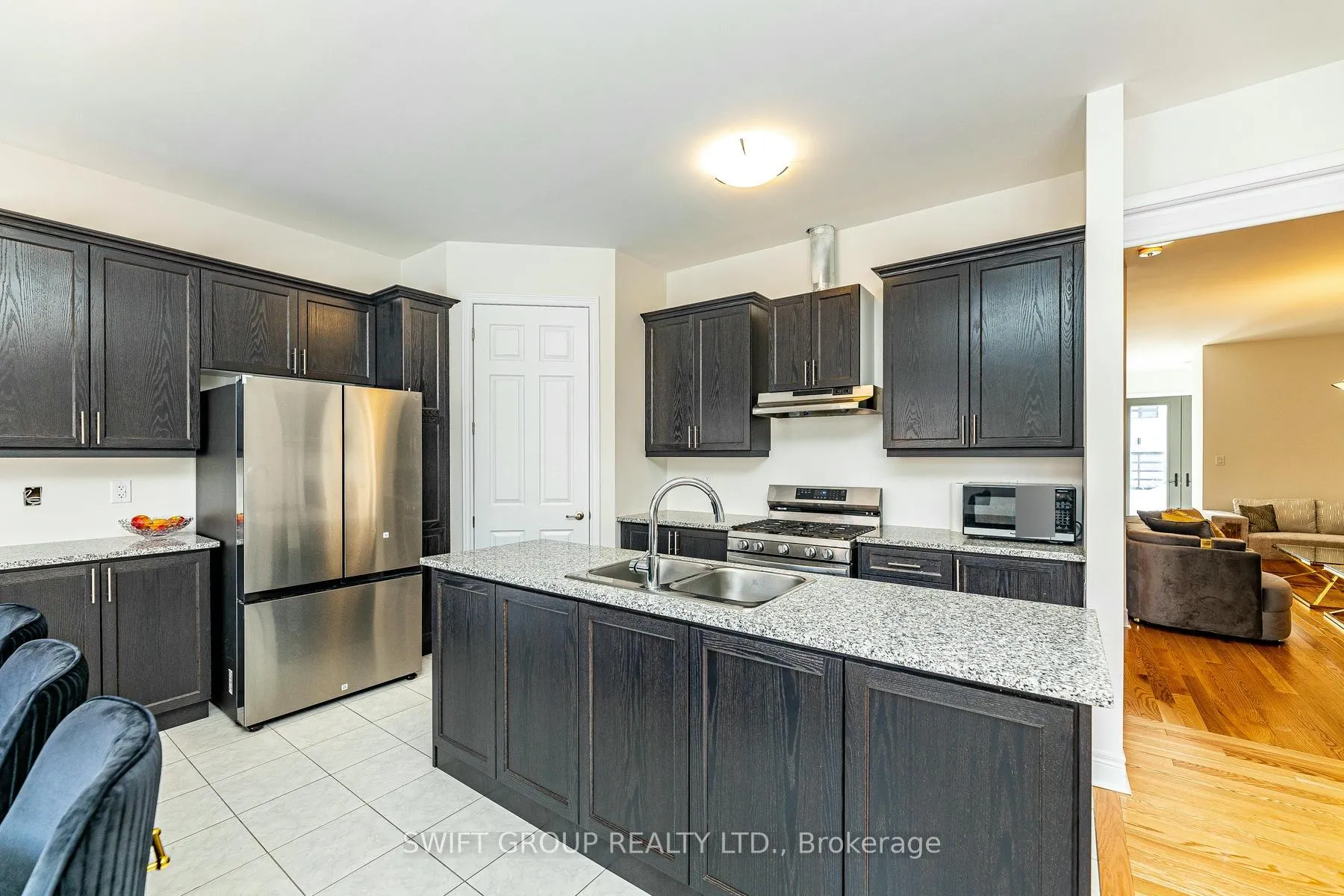 Photo 14 of 27 Keyworth Crescent, Brampton, Sandringham-Wellington North — HOMEH