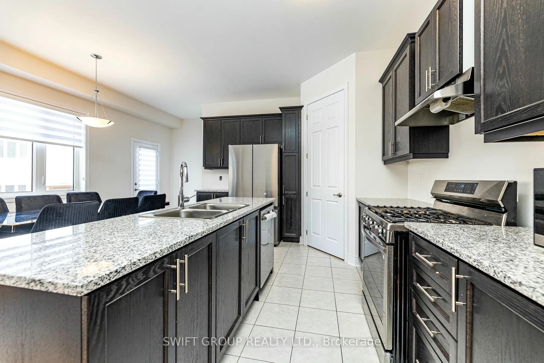Photo 15 of 27 Keyworth Crescent, Brampton, Sandringham-Wellington North — HOMEH