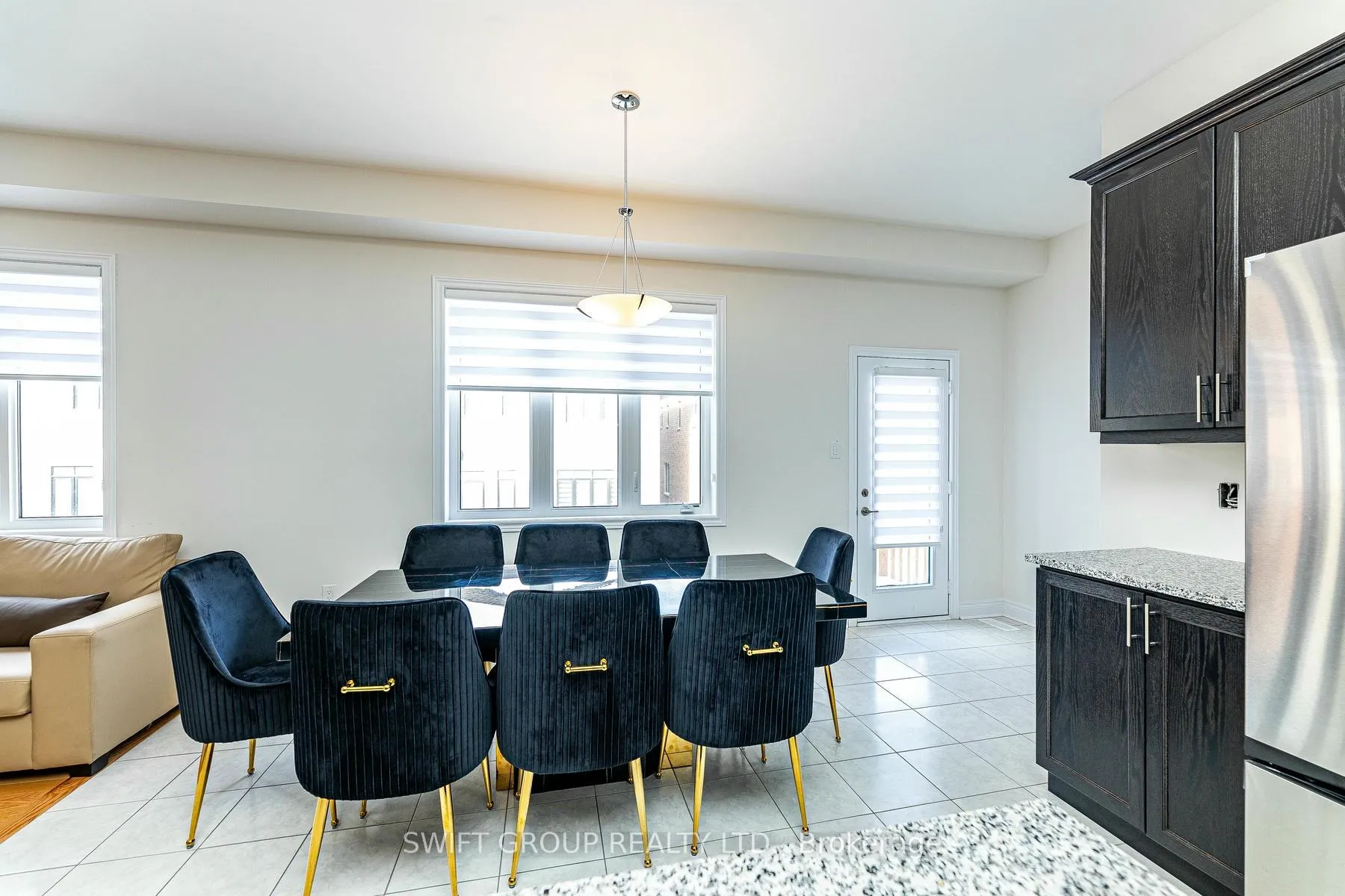 Photo 16 of 27 Keyworth Crescent, Brampton, Sandringham-Wellington North — HOMEH