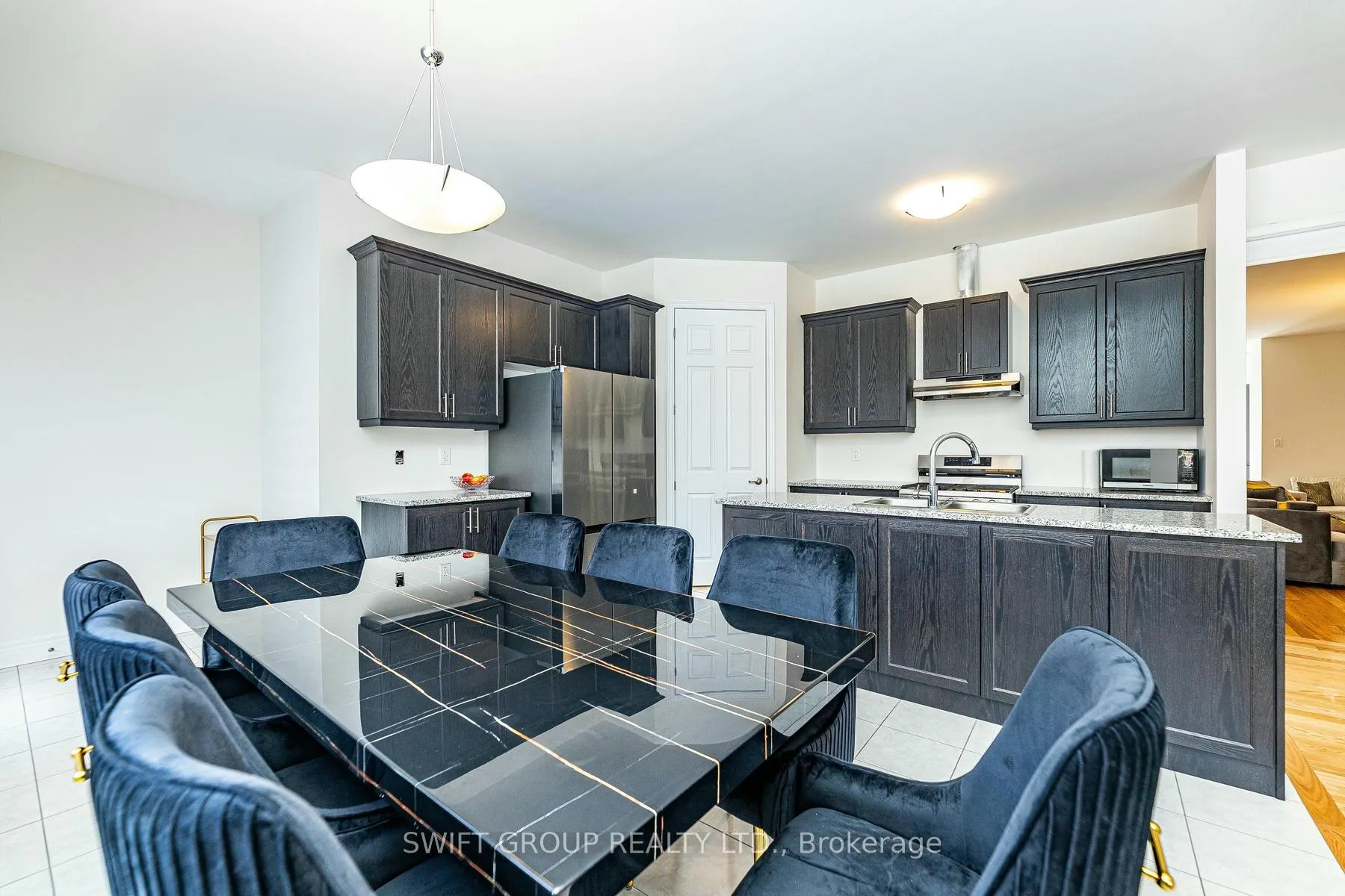 Photo 19 of 27 Keyworth Crescent, Brampton, Sandringham-Wellington North — HOMEH